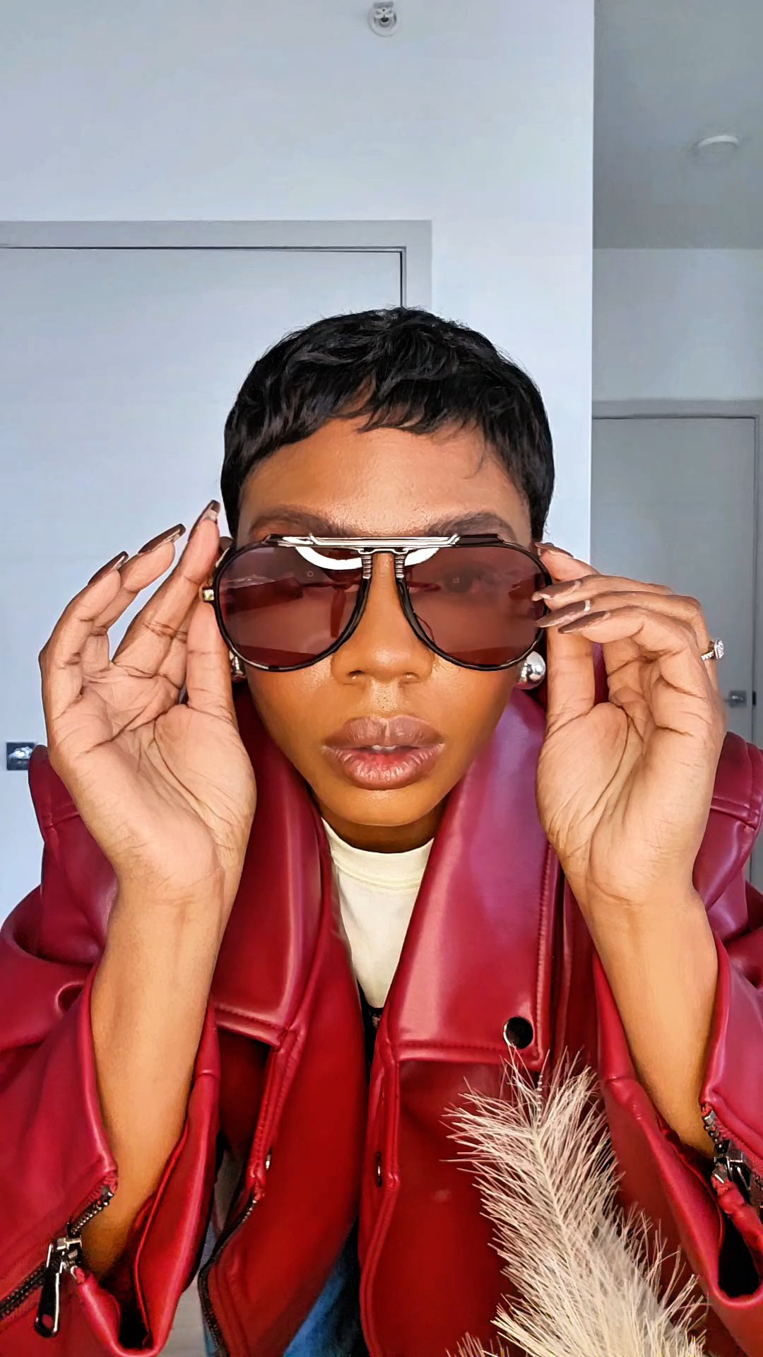 Oversized Red Aviators Oversized red aviator sunglasses that instantly elevate the look. The tinted lenses add just the right amount of edge without feeling over the top. Lightweight, flattering, and easy to style with everything from streetwear to tailored pieces. These complete the outfit every time. 

#LTKPetite #LTKootd #LTKgrwm