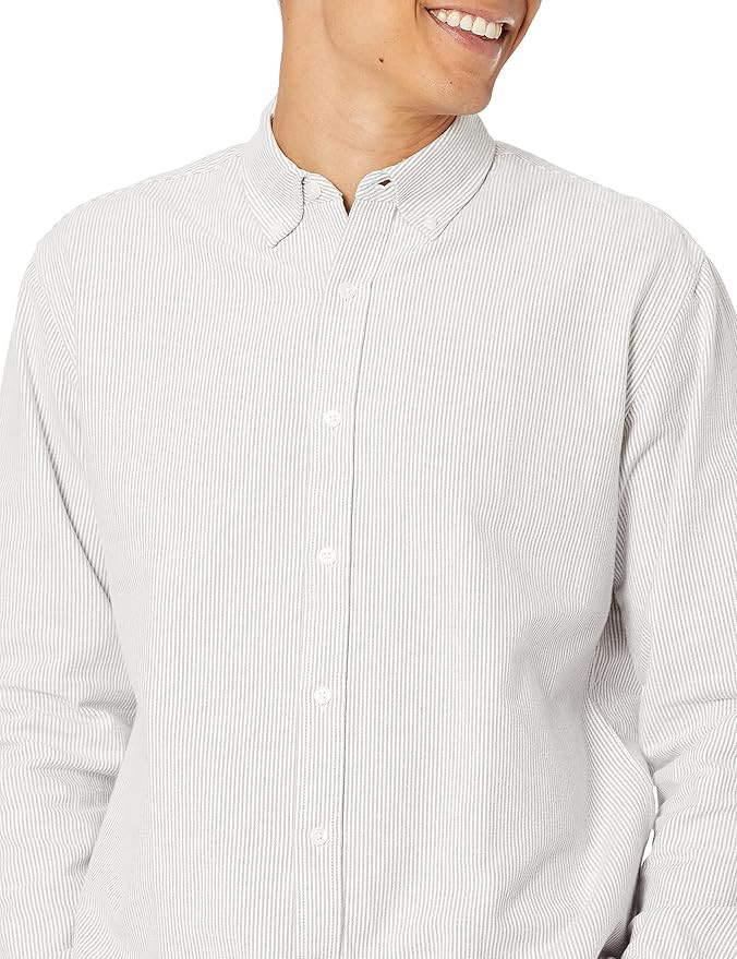 Amazon Essentials Men's Long-Sleeve Regular-Fit Stretch Oxford Shirt (Available in Big & Tall) | Amazon (US)