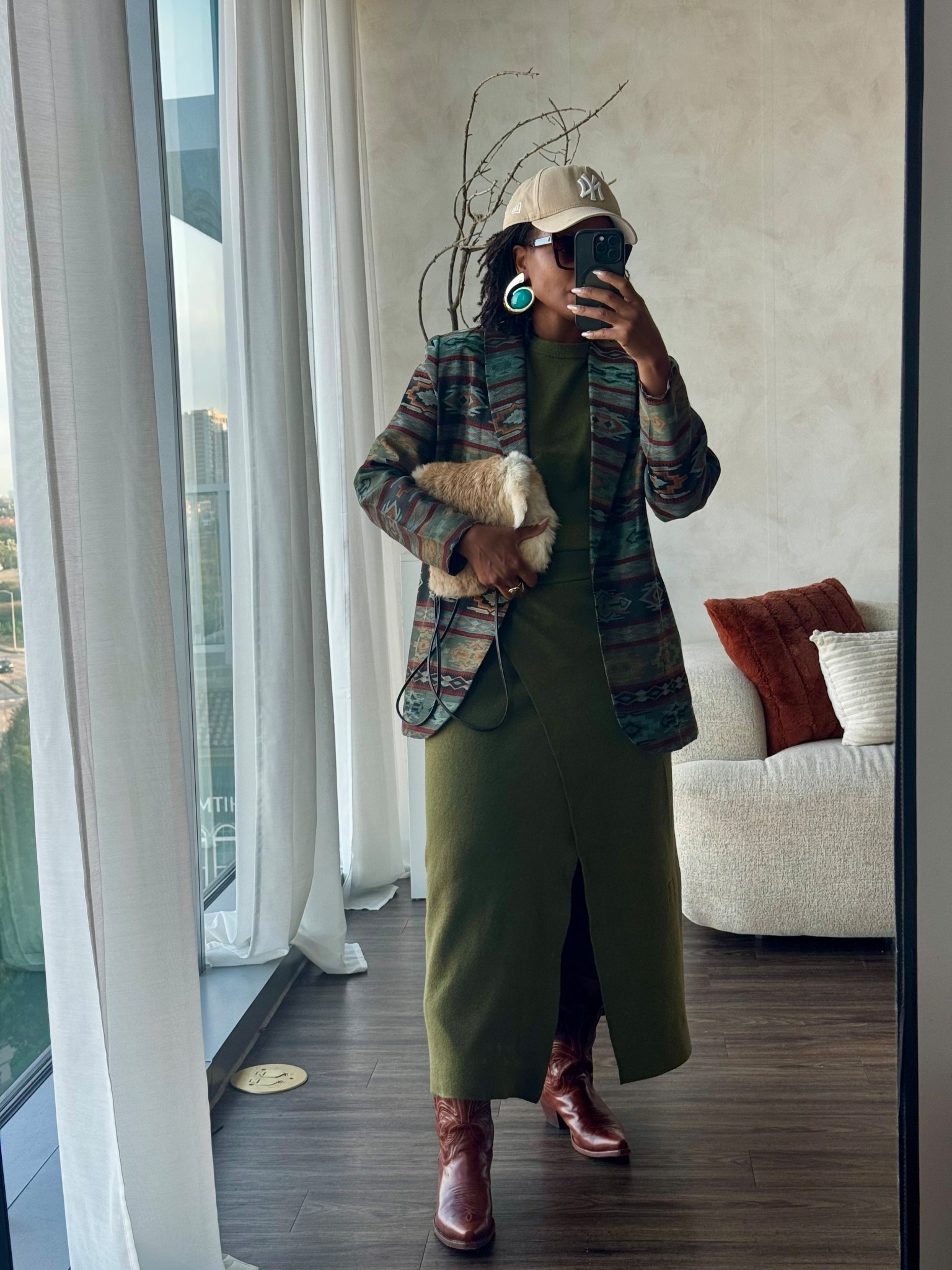 Day 24… if I’m being honest I’m tired today.. but this look is giving energy okay! This green knit shirt and skirt set is such an easy grab for any occasion.. paired it with a vintage blazer , and cow girl boots. 

Skirt set I would size down or true to size due to stretch. 


#LTKSeasonal #LTKStyleTip #LTKFindsUnder100