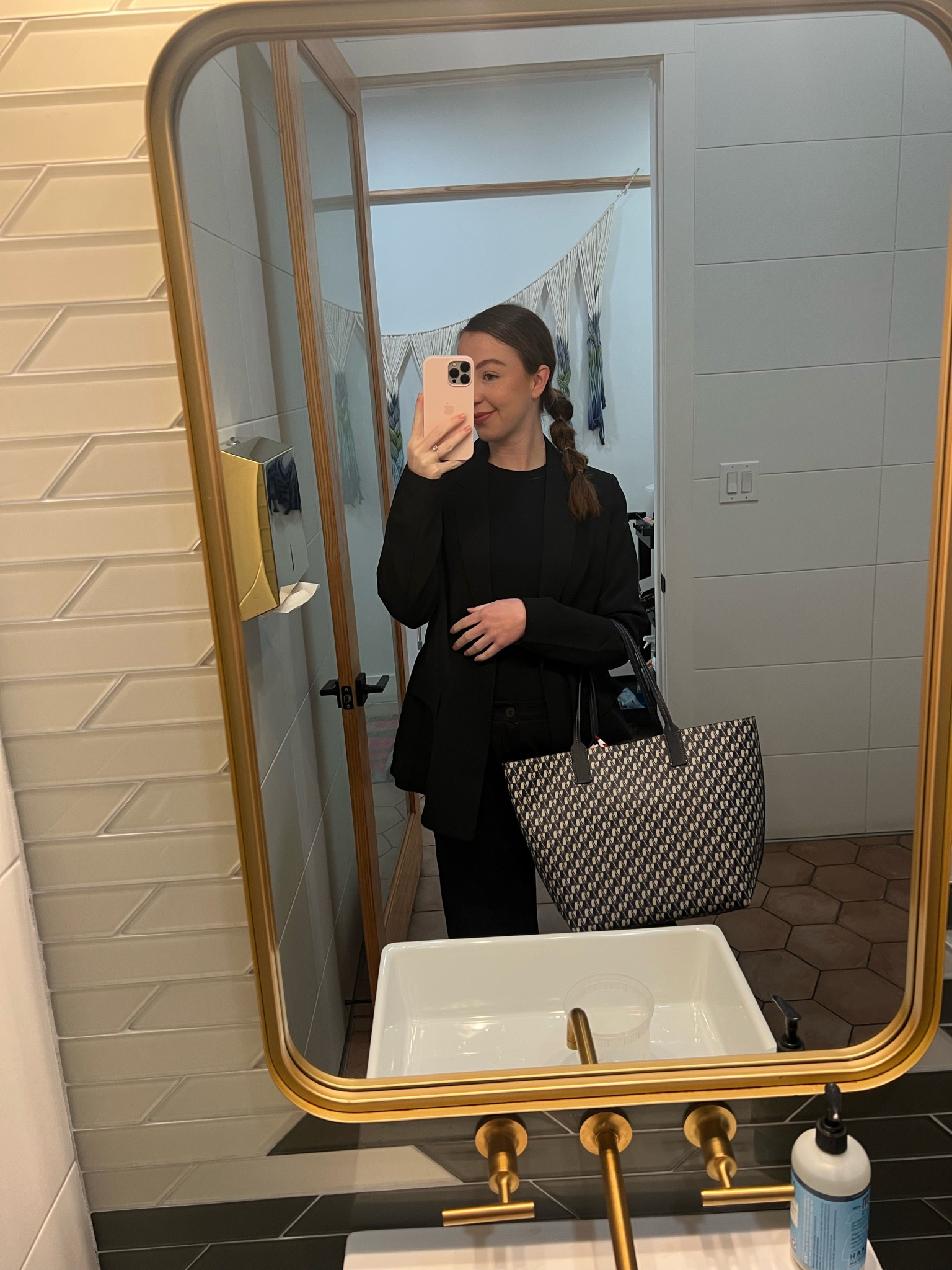 outfit of the day, workwear, blazer, trousers

#LTKworkwear #LTKfindsunder100 #LTKSeasonal