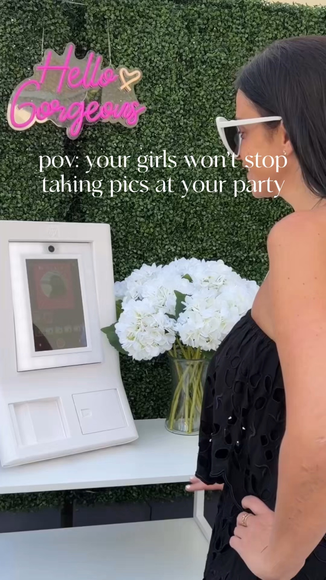 To shop…comment PHOTO below for an automatic DM with the links to shop. 

The ultimate crowd pleaser🙌🏼 I love setting this up for parties since every guest can bring home a fun favor!