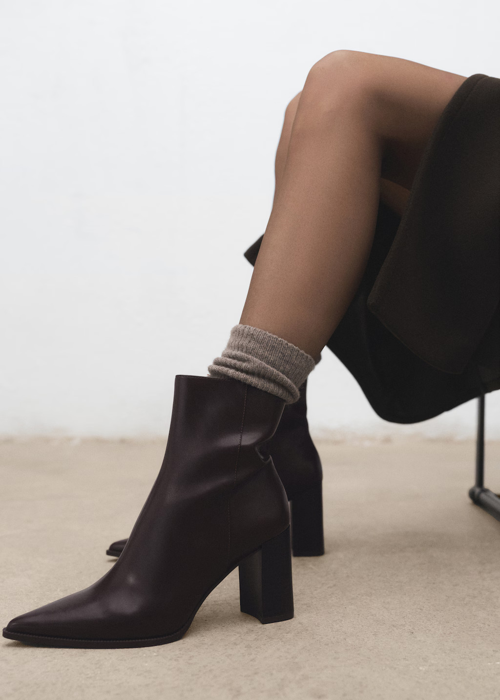 Ankle boots with block heel - Women | MANGO United Kingdom | MANGO (UK)