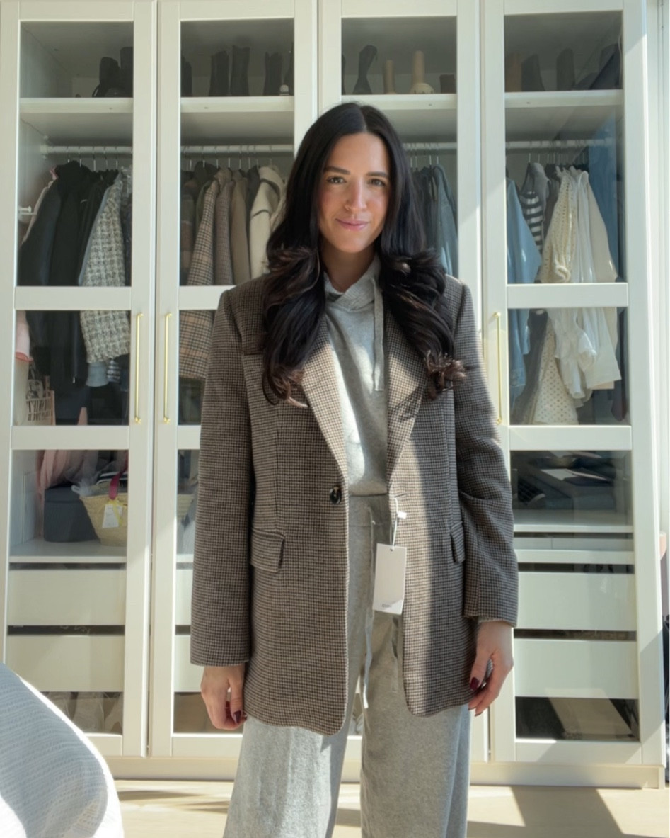 Everything from the try on haul 
Blazer - XSMALL
Brown sherpa jacket - XSMALL
Skirt - XSMALL 
Vest - small
Lounge set - small top, XSmall bottom


Fall outfits, blazer, lounge wear, skirts 

#LTKfindsunder100 #LTKSeasonal #LTKstyletip