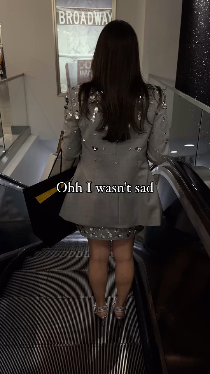 retail therapy really works. 🤣🛍️