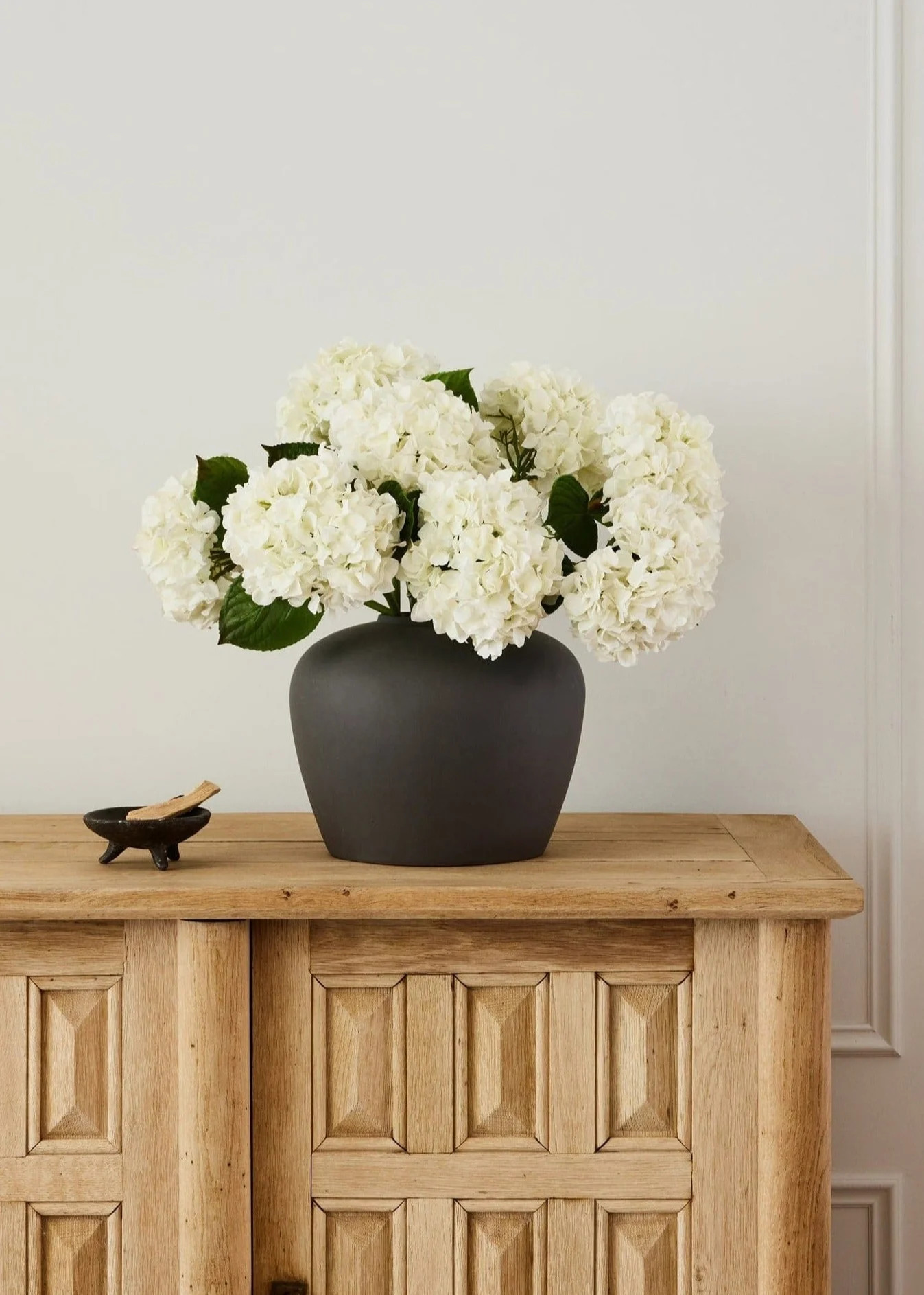 Large Talc White Hydrangea in Smokey Slate Vase Design | Afloral