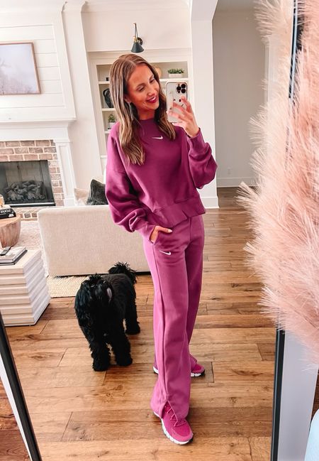 Athleisure outfit ideas for the spring, oversized sweatshirts and wide leg sweatpants from Nike, comfortable and stylish weekend outfit ideas 

#LTKshoecrush #LTKfit #LTKstyletip