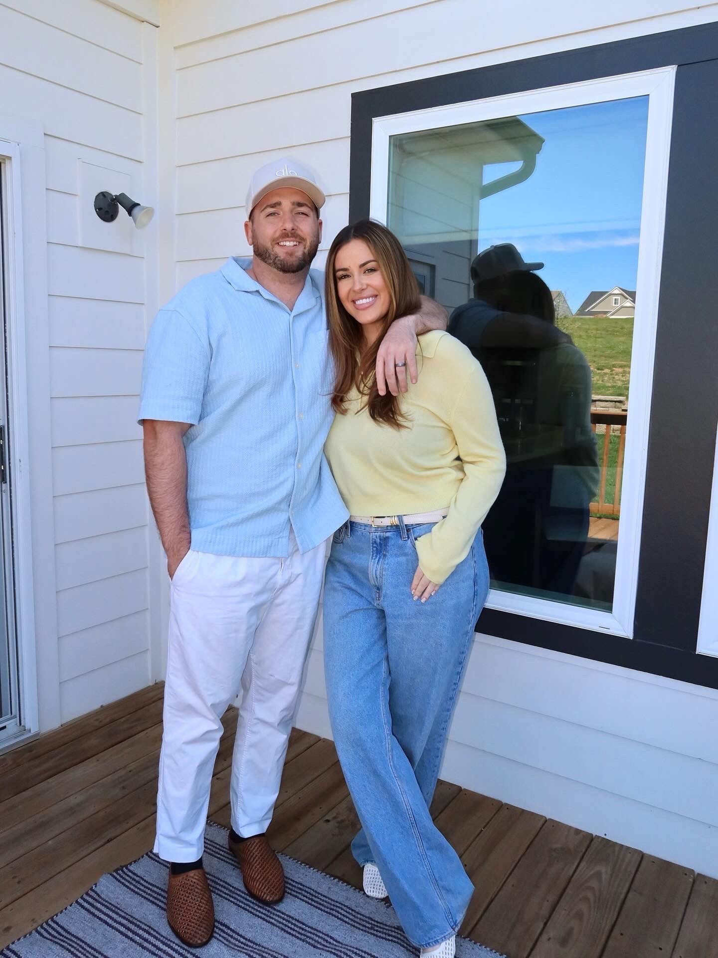 Abercrombie spring outfits! @abercrombie 💛🌷

#LTKootd #LTKdayinmylife #LTKMidsize