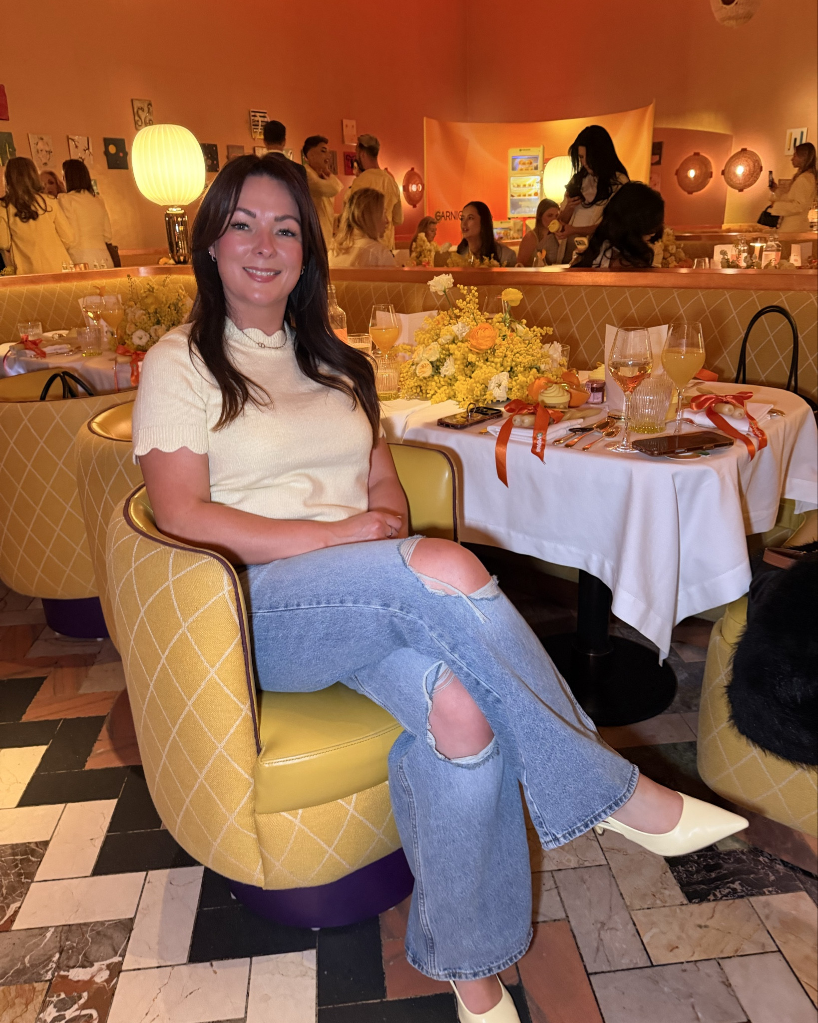 Love these @Levi's so comfy and casual and this top from @mintvelvet is giving Spring 💛 perfectly matching these heels from PLT 

#LTKspring #LTKjeans #LTKstyletip