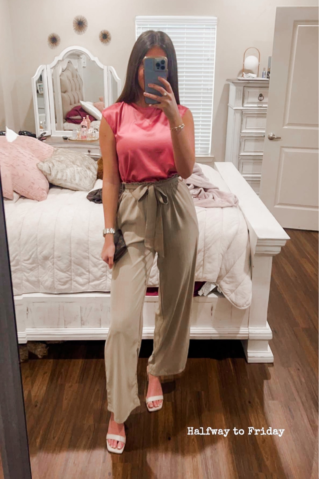 Surviving my first week of corporate America in style 💖

#LTKworkwear #LTKunder50 #LTKFind