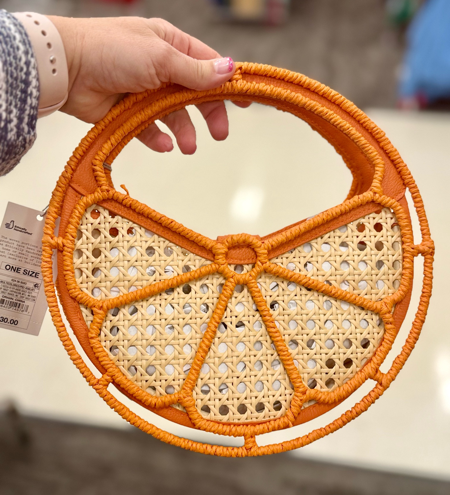 Love this super cute orange fruit tote bag clutch! So cute 🍊

#LTKItBag #LTKOver40 #LTKFindsUnder50