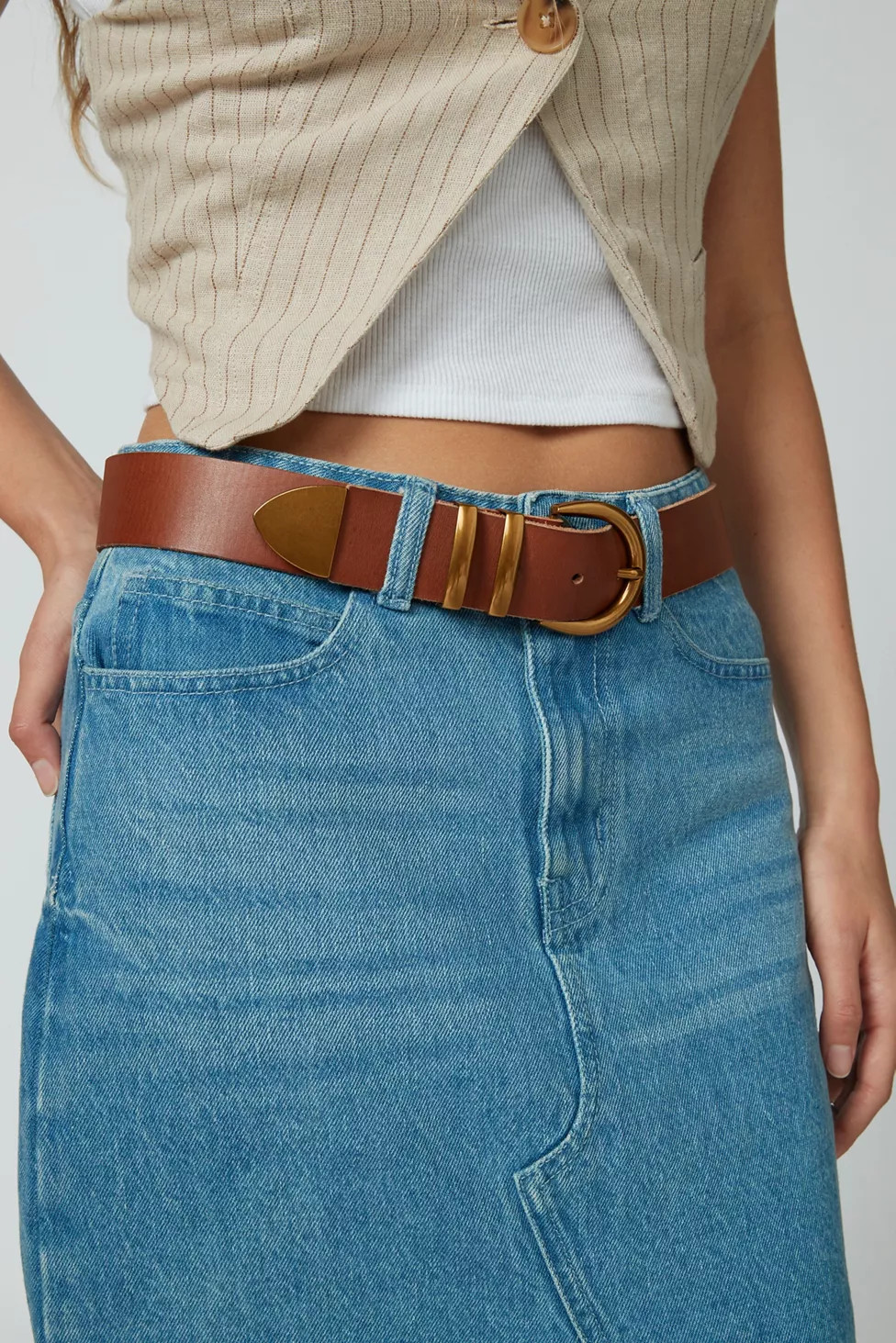 UO Isla Curved Buckle Leather Belt | Urban Outfitters (US and RoW)
