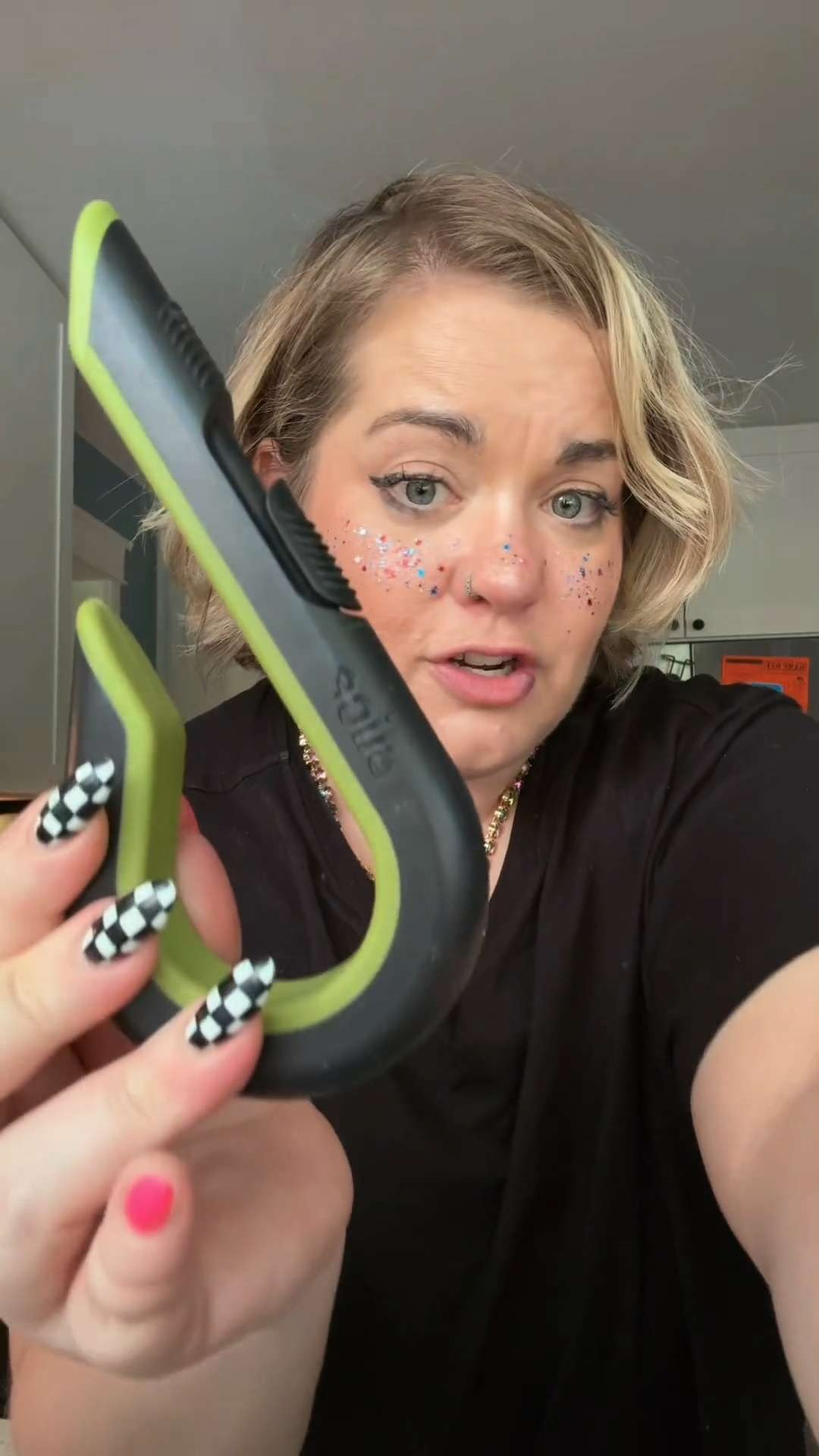 Slice Sliding Box Cutter 

 