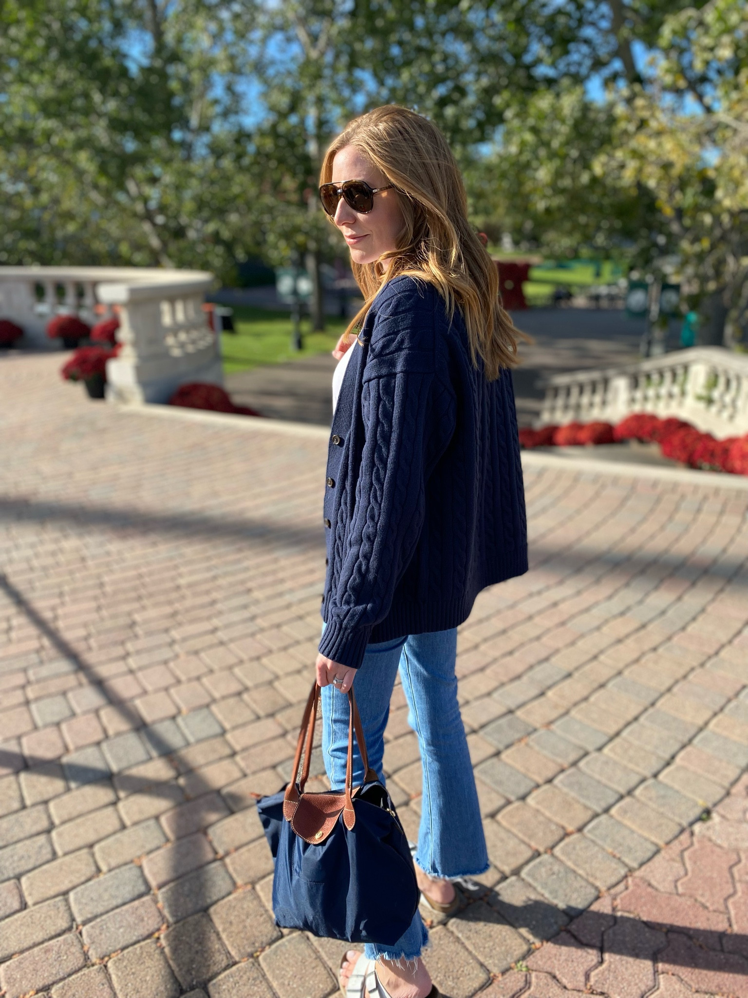⚽️ game!

#aritzia #paigedenim #cardigan #cableknitcardigan #fallstyle

#LTKsummer #LTKstyletip #LTKcanada