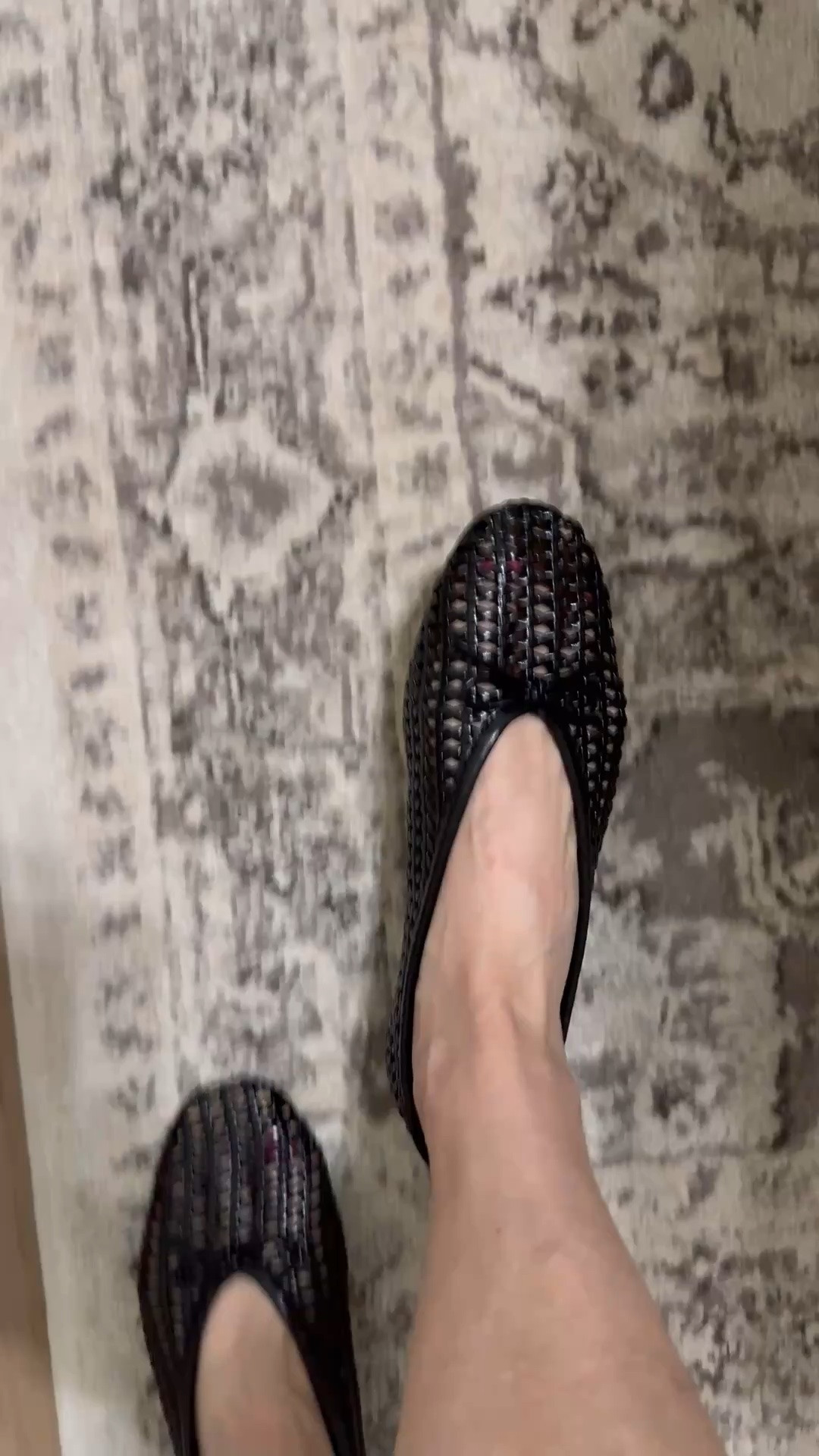Ballet flats

#LTKootd #LTKOver40 #LTKSeasonal