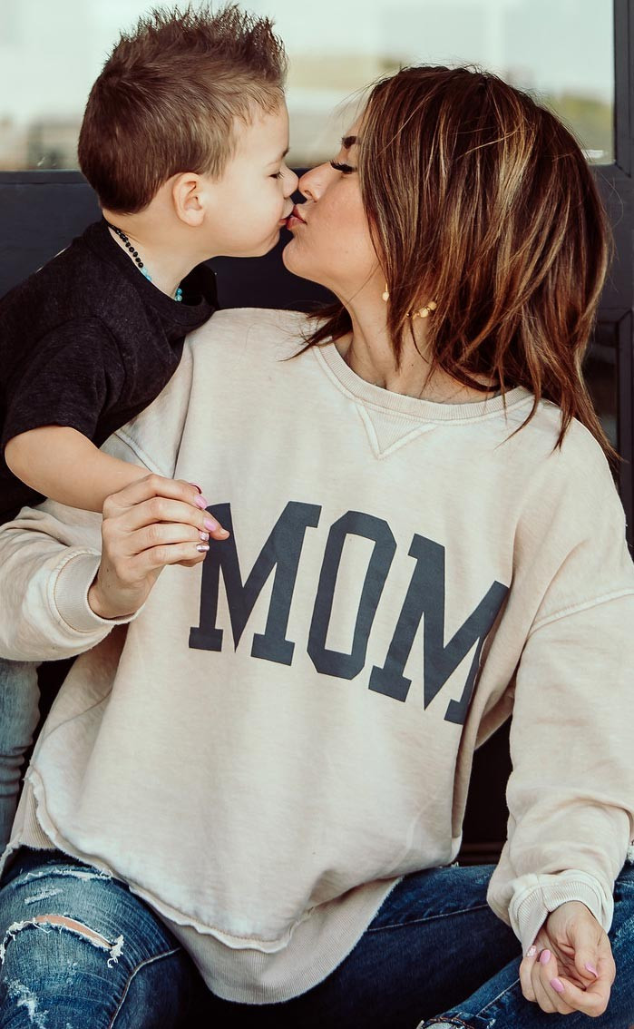 amber massey: mom high low sweatshirt - oatmeal | RIFFRAFF