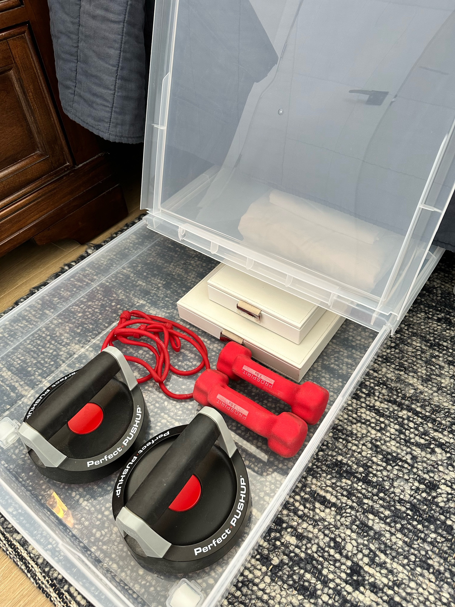 Perfect under-the-bed storage for anything and everything! 

#home #storage #organize

#LTKhome