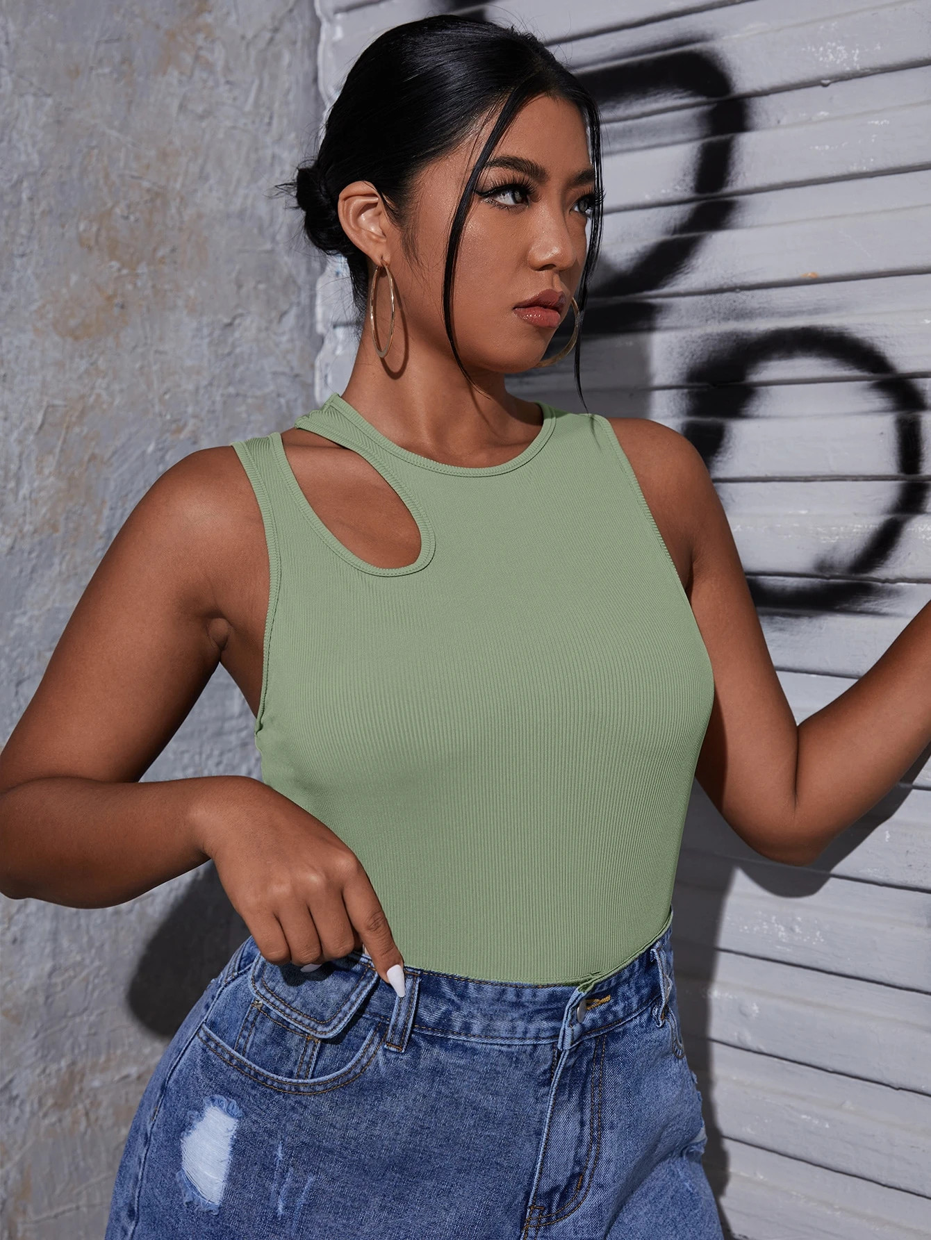 Plus Cut Out Solid Tank Top | SHEIN