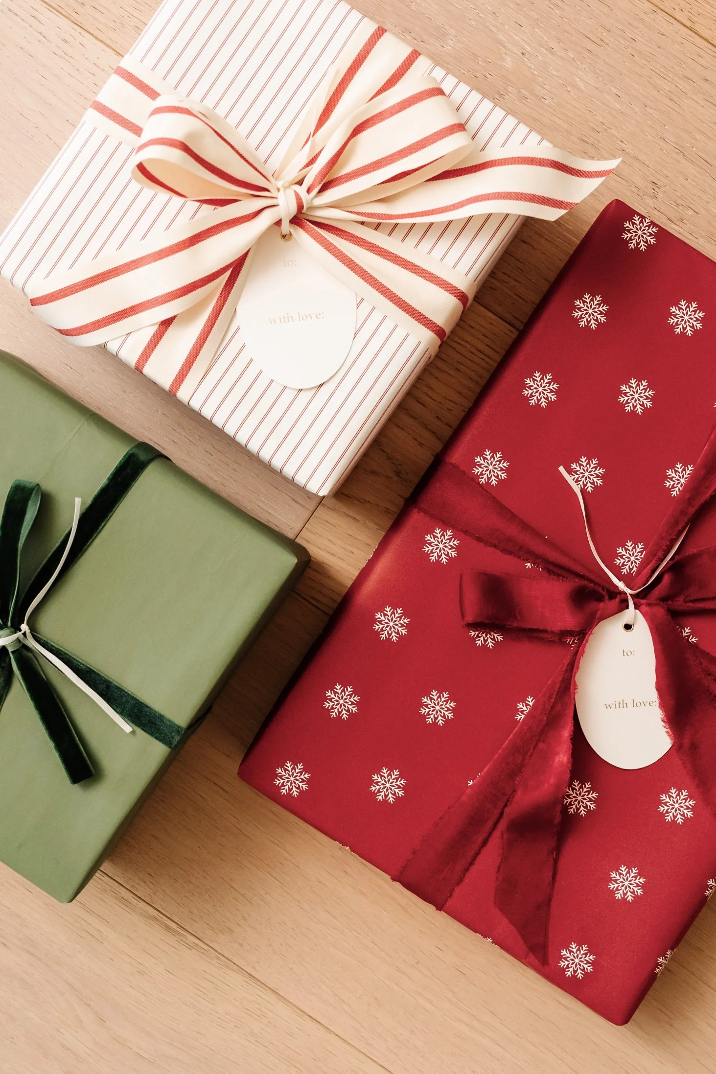 Snowflake Wrapping Kit | Merry Market