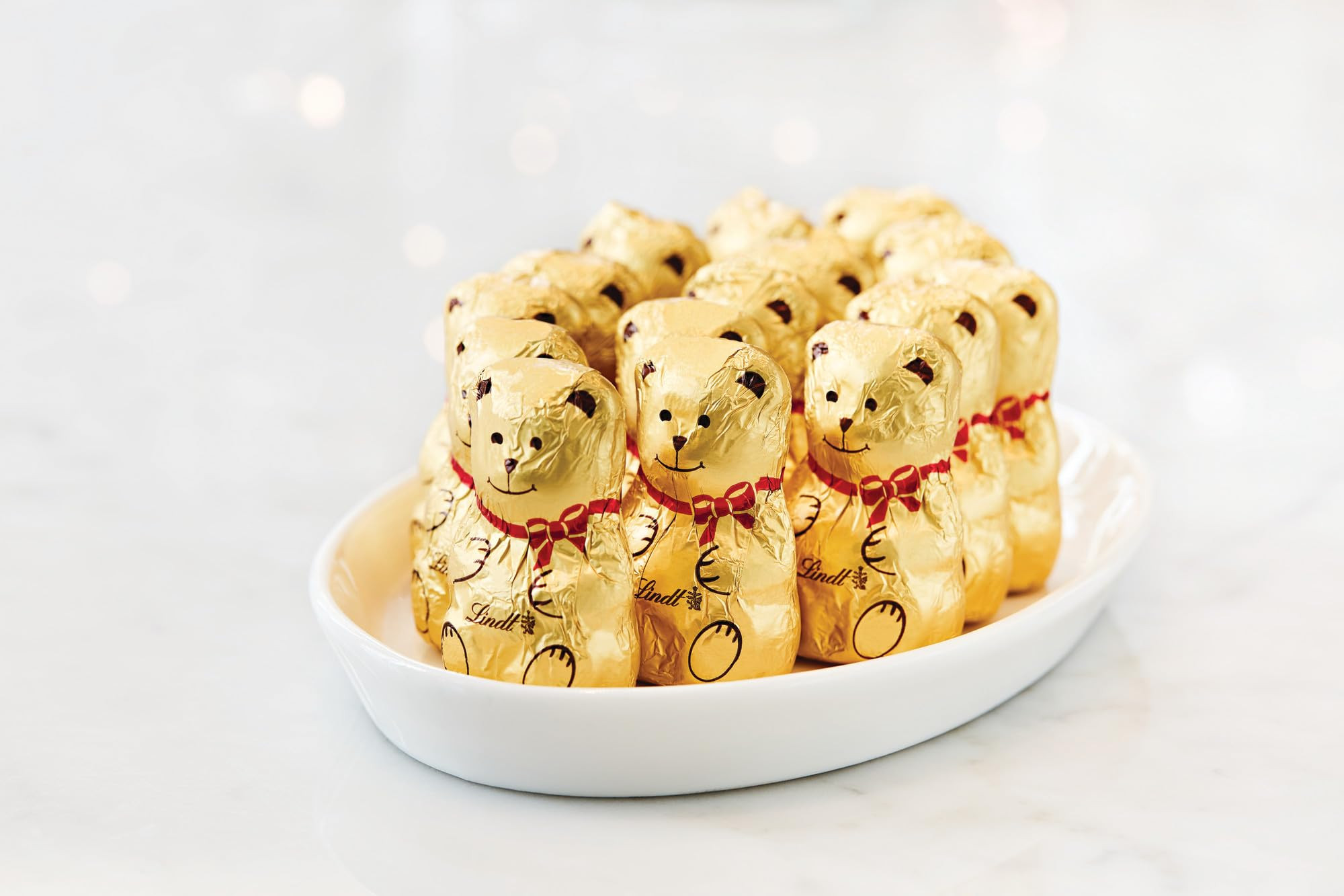 Lindt AMOUR Milk Chocolate Bear Pack 30g | Amazon (CA)