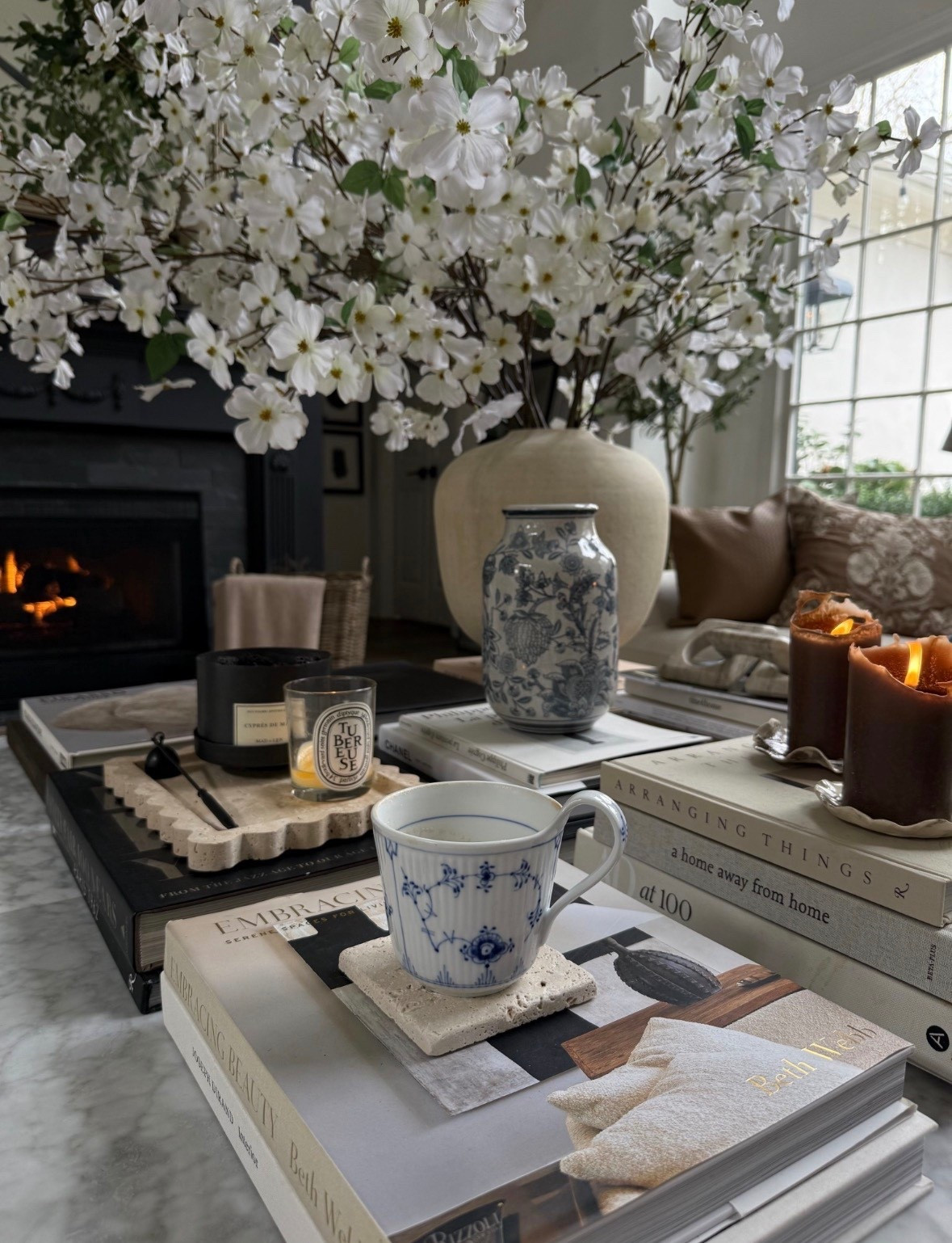 Early spring mornings with the addition of blues. Eeekkkk!!! Listening to birds, sipping from my blue cup and loving the stack of books, the candles, the (Amazon!) vase, and the omg dogwoods!



#LTKSeasonal #LTKHome #LTKstorytime