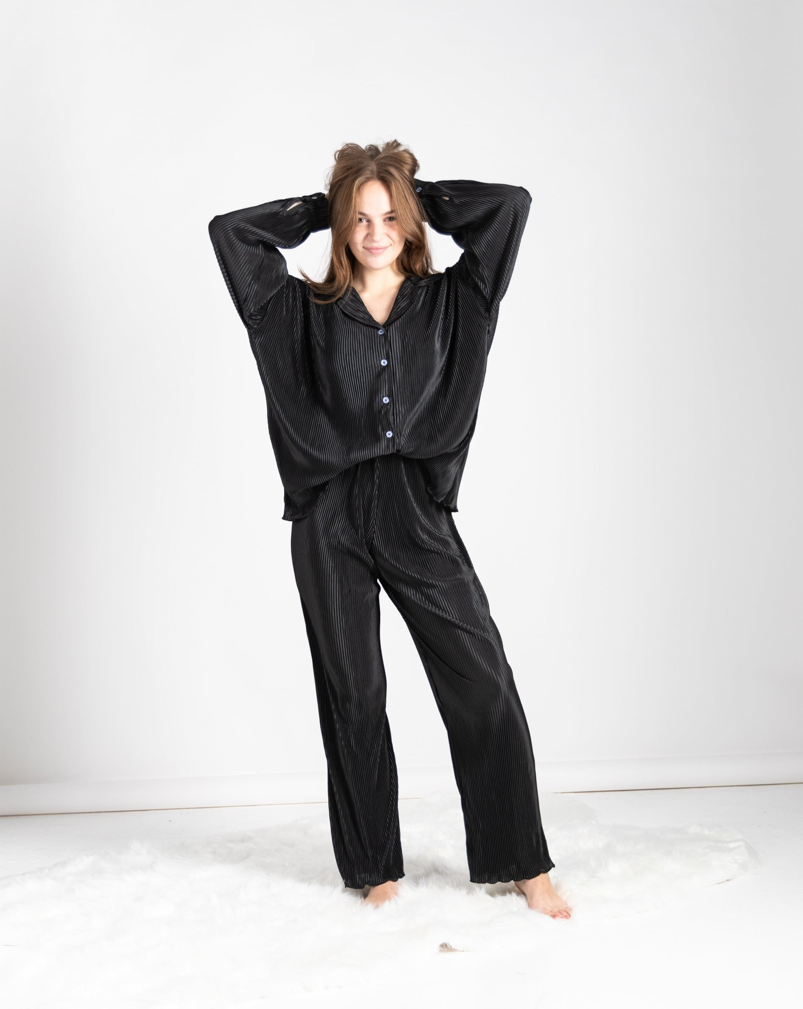 Pleats Please Set in Noir | waverles