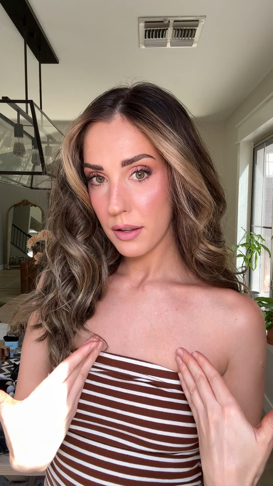 Yeahhhh you NEED this light!!! Totally will transform your content and lighting! So easy too ❤️ 

#LTKBeauty #LTKNYFW #LTKWedding