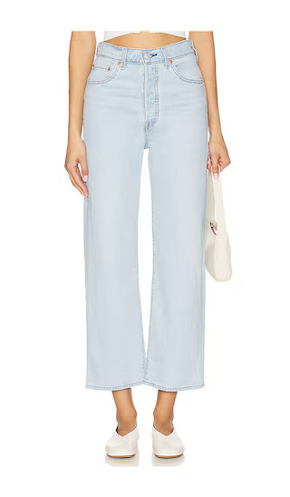 LEVI'S Ribcage Straight Ankle in Blue. - size 31 | Revolve Clothing (Global)