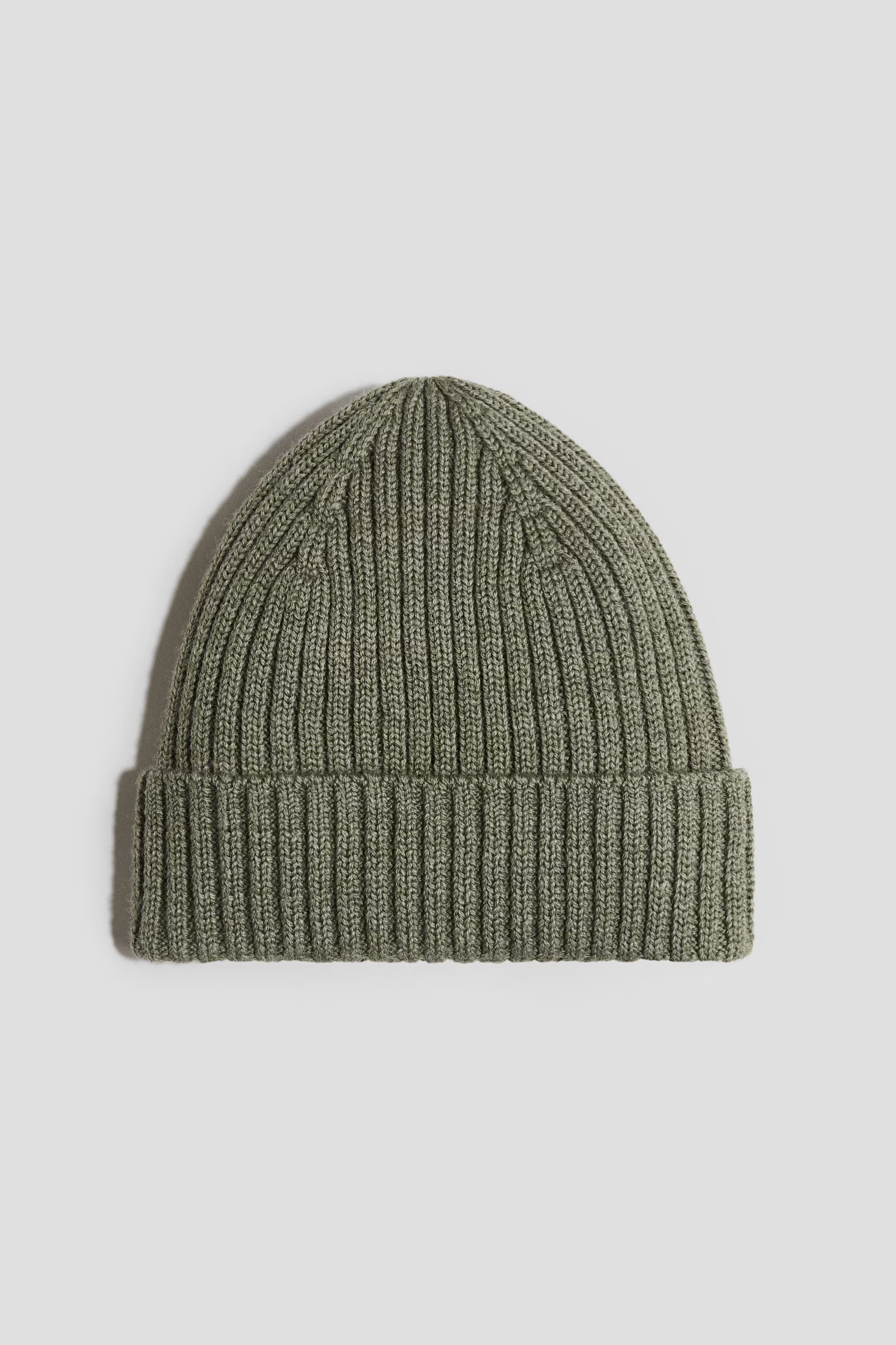Merino wool beanie | H&M (UK, MY, IN, SG, PH, TW, HK)