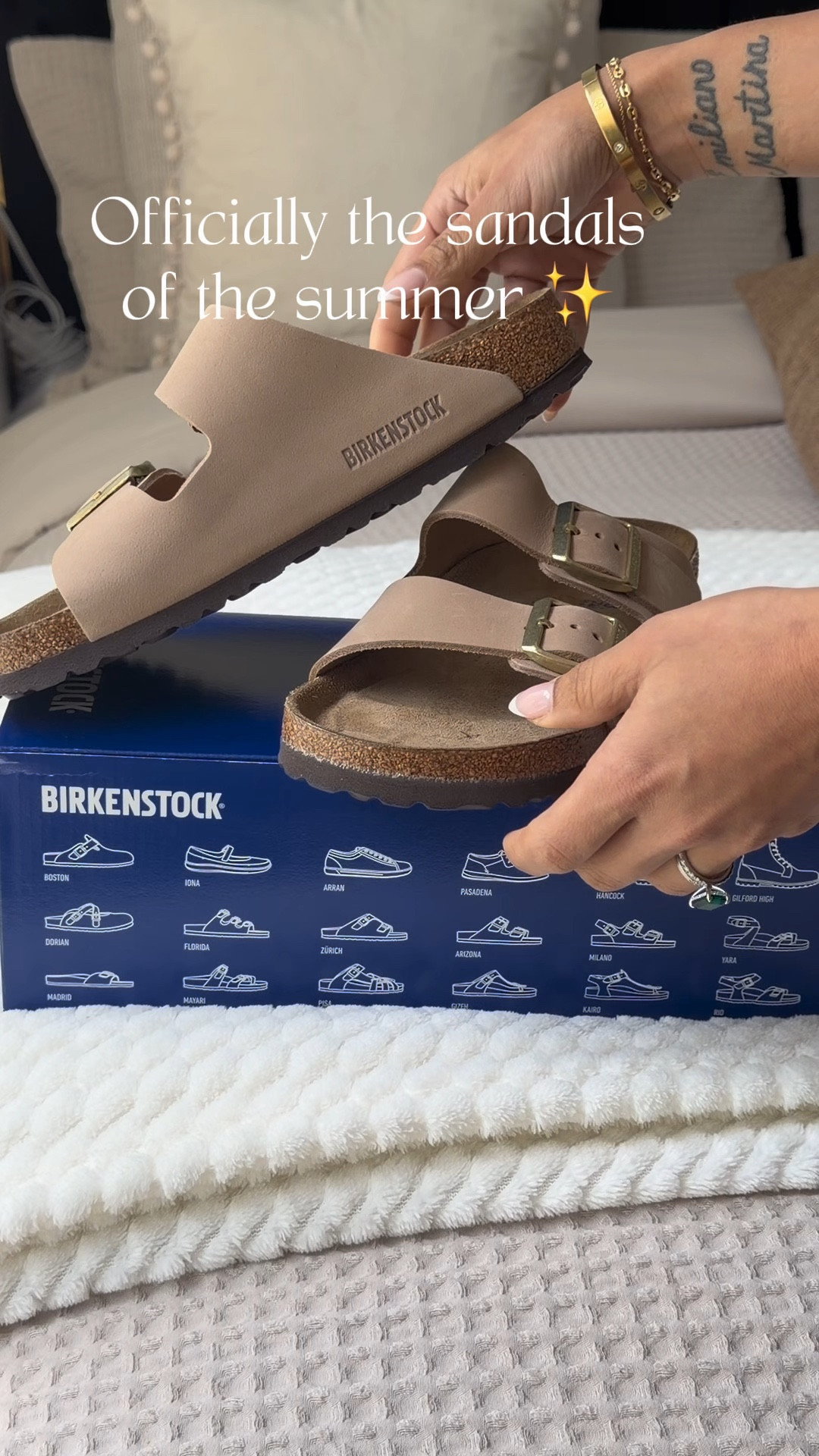 The sandals of the summer ✨ So comfy, go with everything and worth all the hype 🤍


#LTKmomlife #LTKootd #LTKgrwm