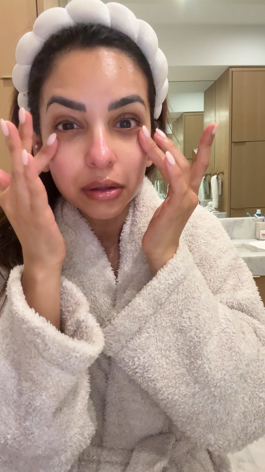 Morning skincare - 
1) cryo mask & vrap for 10 mins
2) double serum 
3) hyaluronic acid serum 
4) eye cream
5) SPF 

#LTKBeauty #LTKgrwm #LTKmomlife