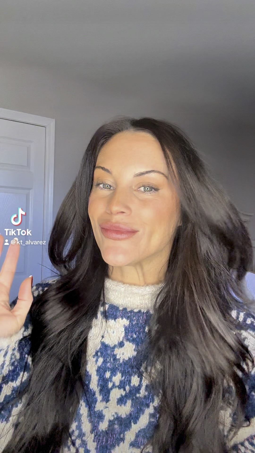 Fall OOTD!  #fyp #viral #bff
#bffs #bffgoals #OOTD #outfit #outfitinspo #outfitideas #ditl #Vlog #mom #MomsofTikTok #momlife #fallaesthetic 

#LTKSeasonal #LTKVideo