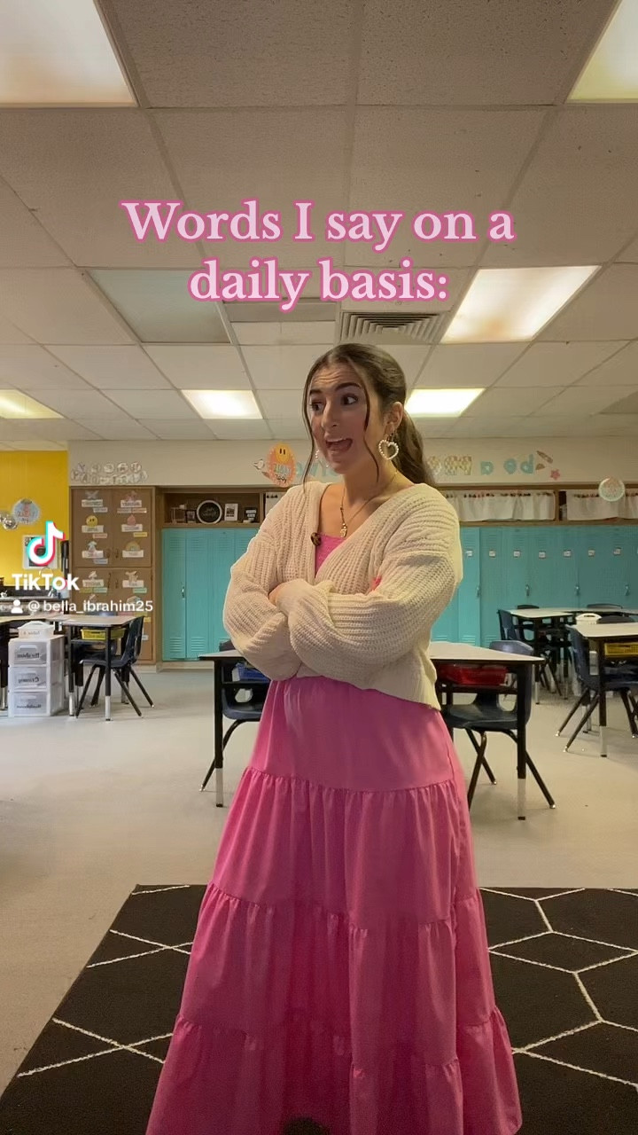 Valentine’s Day teacher outfit

#LTKMostLoved #LTKSeasonal