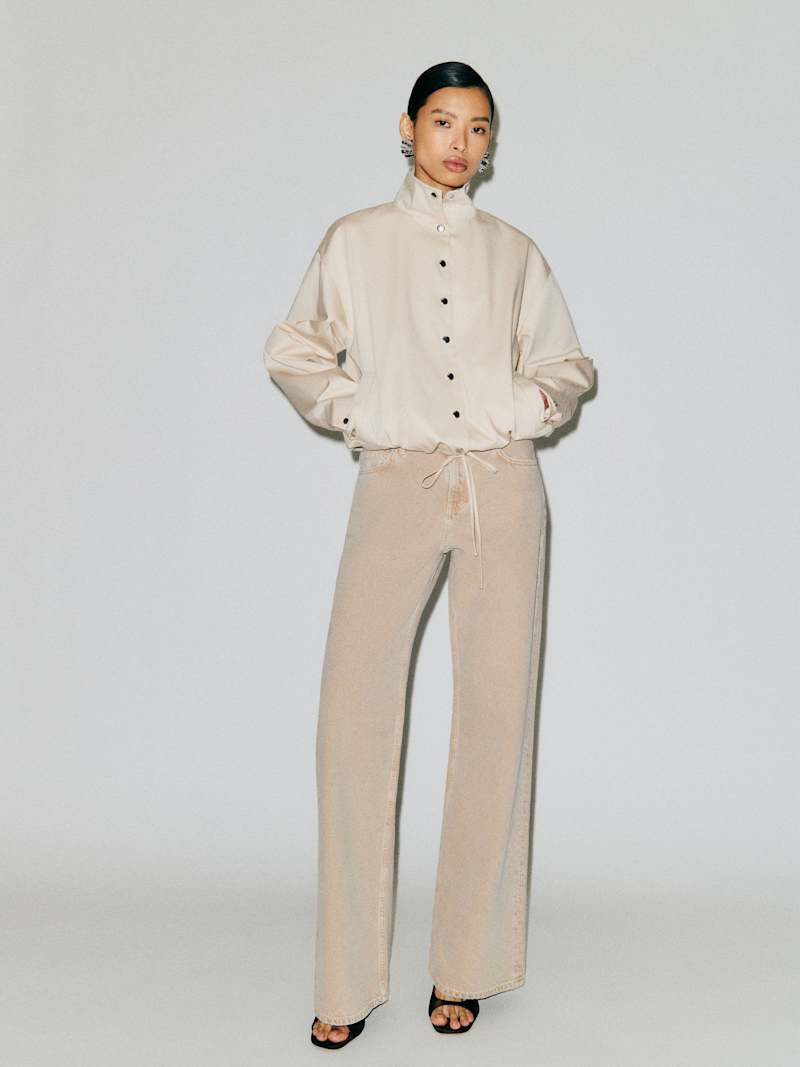 Cary Low Rise Slouchy Wide Leg Jeans | Reformation (Global)