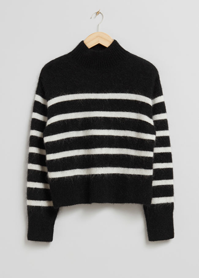 Kurzer Strickpullover mit Stehkragen | & Other Stories (EU + UK)