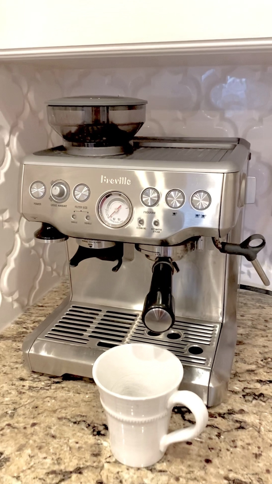 Coffee Maker 
#homeappliance #coffeemaker #holidaygifts #giftguide  

#LTKHoliday #LTKhome #LTKGiftGuide