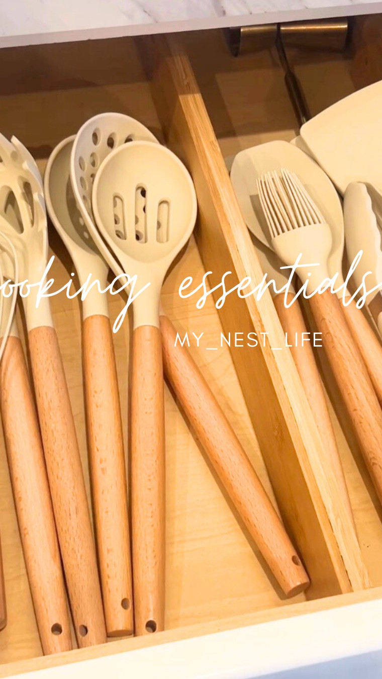 Your nonstick pans deserve better than metal scrapes 😬
This silicone utensil set is the quiet kitchen upgrade you didn’t know you needed.

✨ Heat-resistant
✨ BPA-free
✨ Gentle on cookware
✨ Neutral aesthetic that actually looks good on the counter

From flipping eggs to stirring sauces, every piece feels sturdy, smooth, and chef’s kiss functional. If you’re trying to protect your pans AND your peace while cooking… this is it.

Linked 🔗 — because once you switch, you won’t go back.

#kitchenmusthaves #ltkhome #amazonfinds #cookwareessentials #nonstickcookware

#LTKFindsUnder50 #LTKfoodie #LTKHome