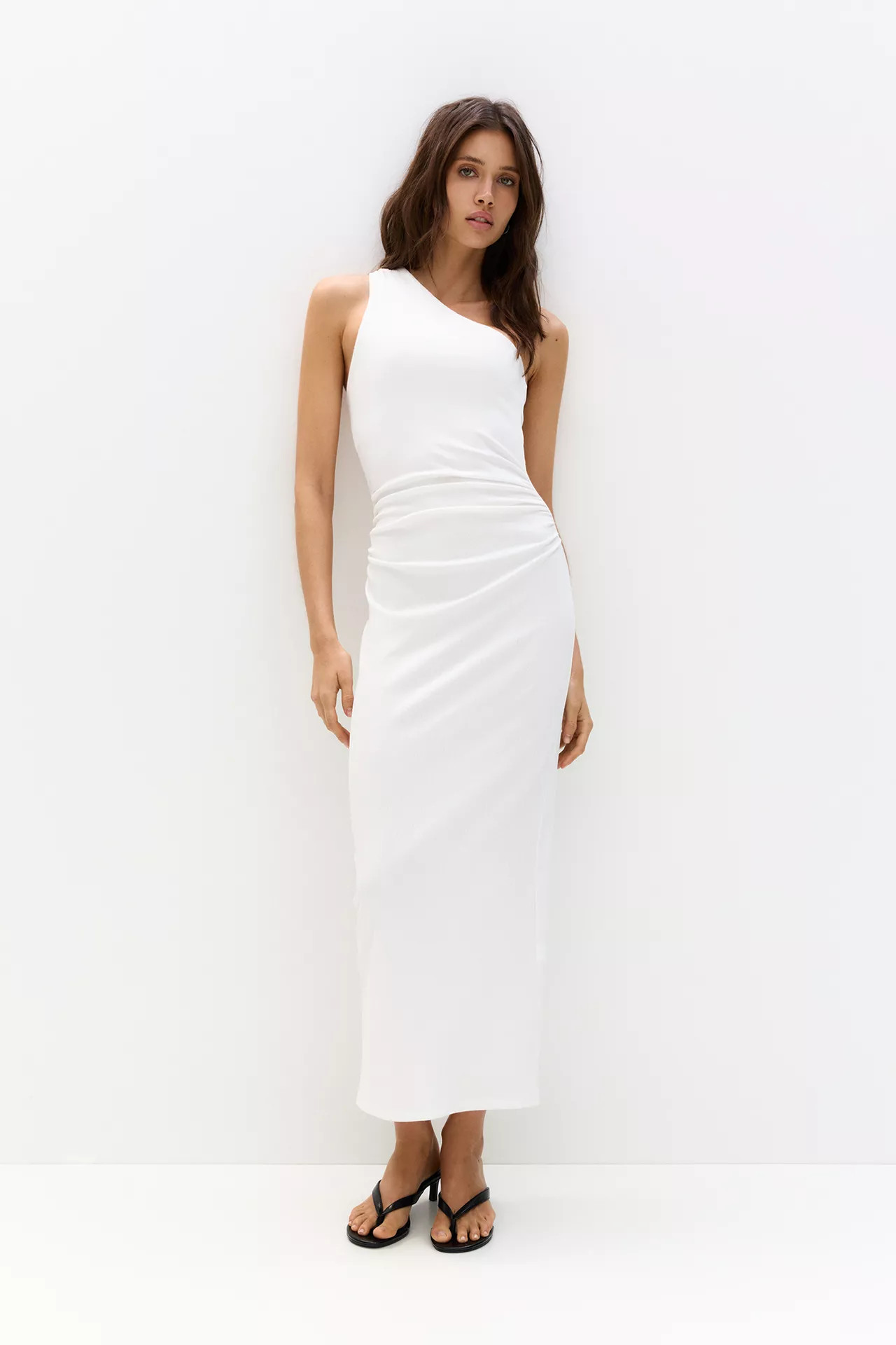 Midikleid asymmetrisch | PULL and BEAR DE