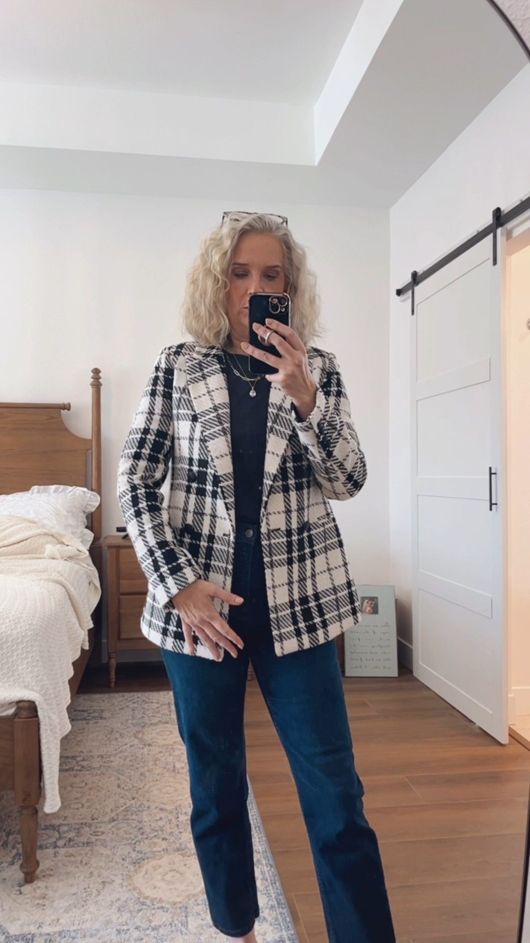 Todays ootd
Blazer, Spanx, ballet flat, over 40, midlife fashion, Dolce Vita, elevated casual

#LTKOver40 #LTKFindsUnder50 #LTKootd