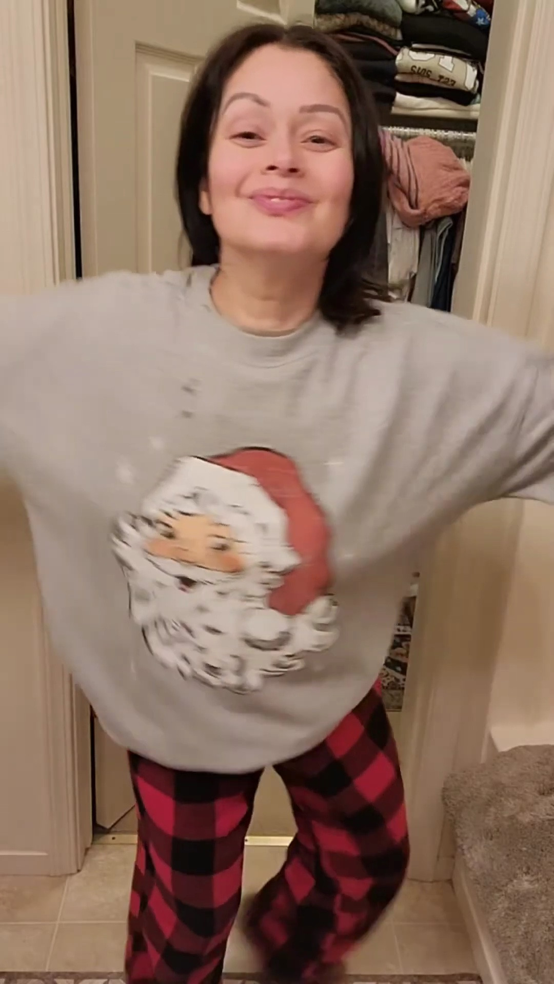 Have yourself a Merry little Christmas!

#LKSaleAlert
#skivest
#wintervest


#LTKSaleAlert #LTKHoliday #LTKSeasonal