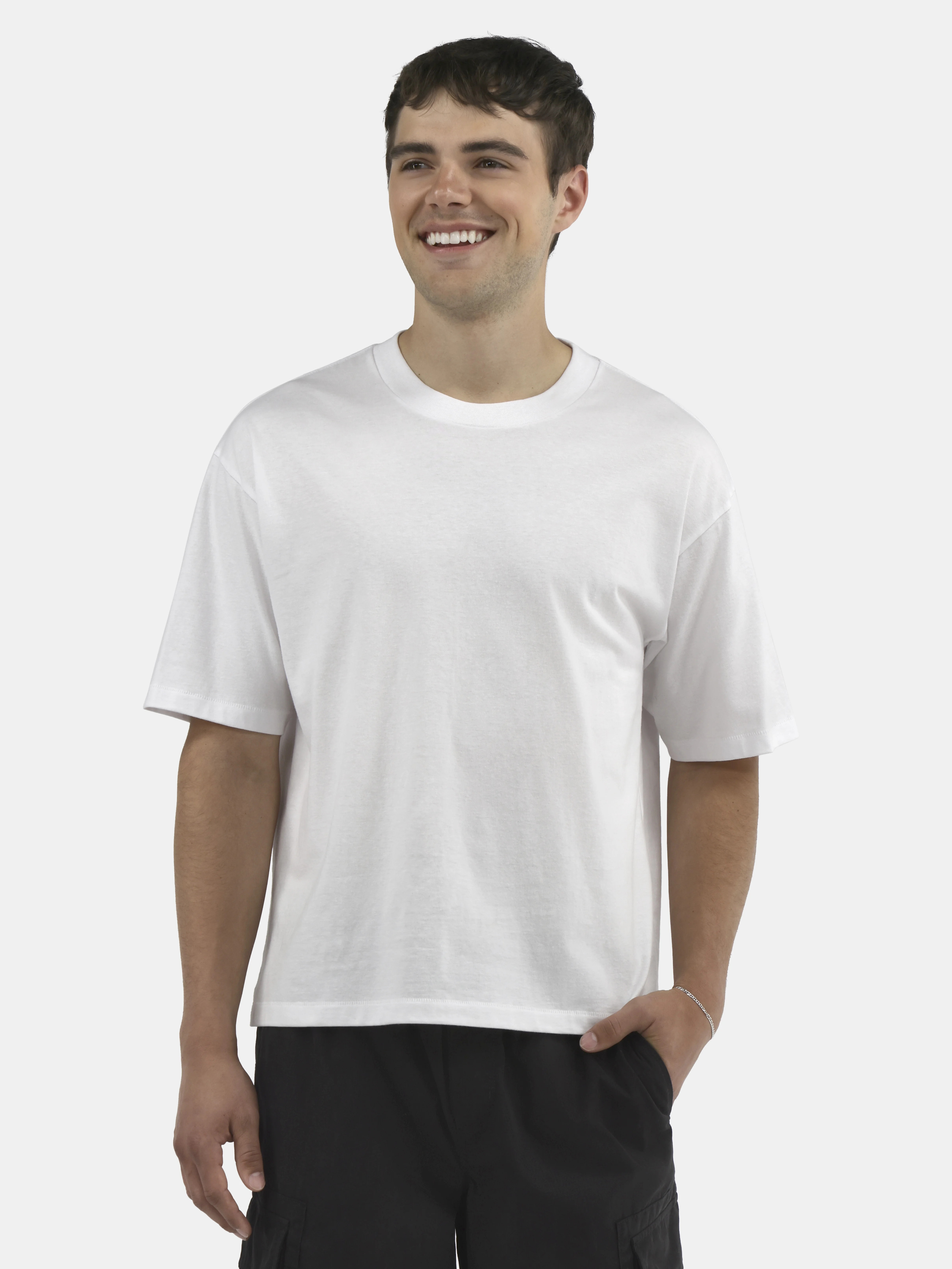 No Boundaries Men's & Big Men's Boxy Fit Cropped Tee Shirt, Sizes XS-5XL - Walmart.com | Walmart (US)