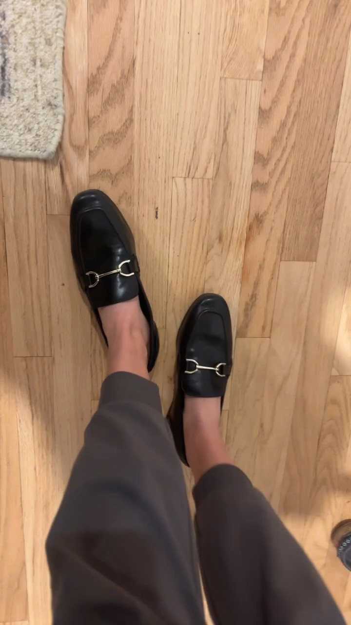 Favorite fall loafers with memory foam insole are on sale for $18 (45% off!) they also come in taupe! So cute 

#LTKFallSale