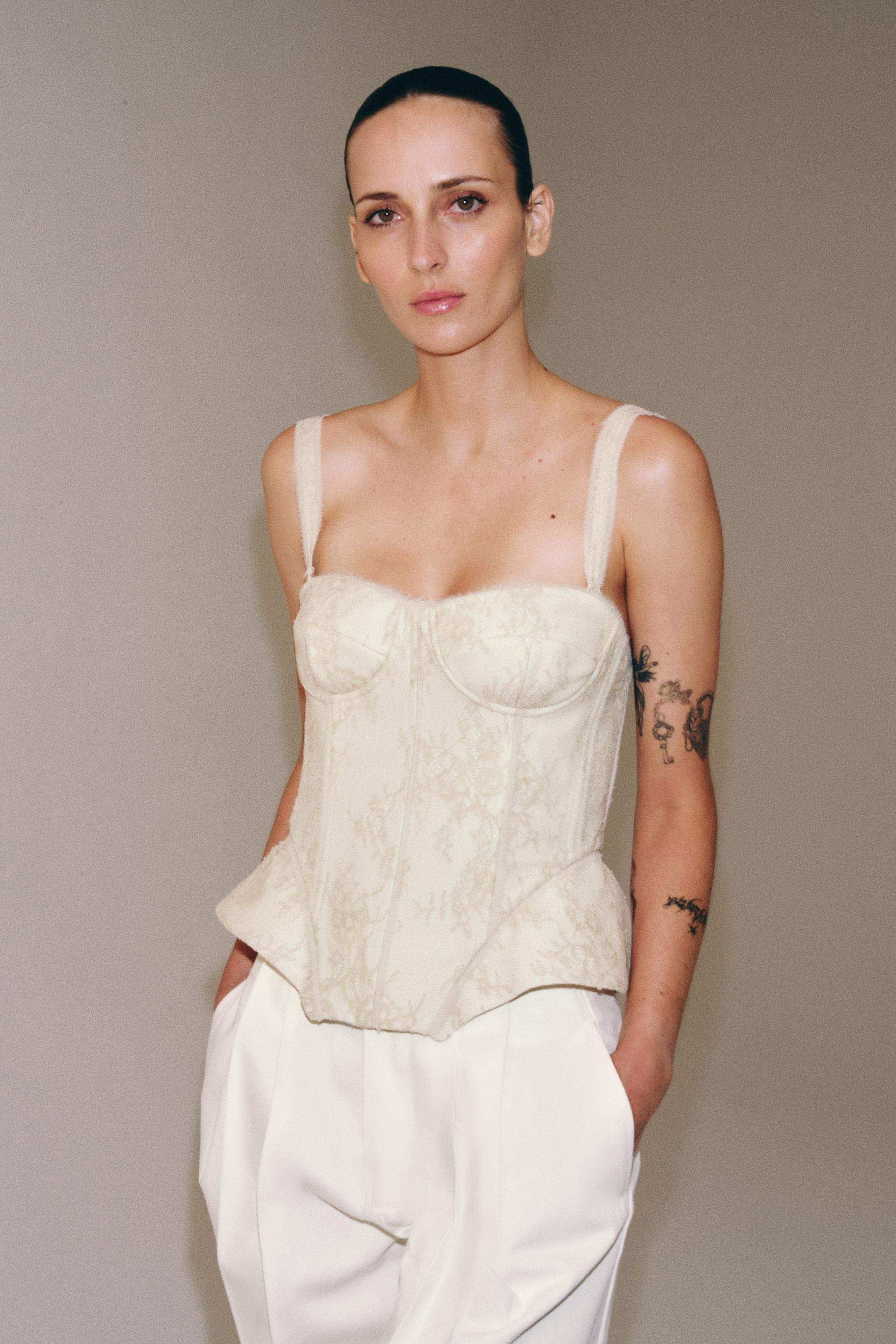 ZW COLLECTION LACE CORSETRY-INSPIRED TOP | Zara UK
