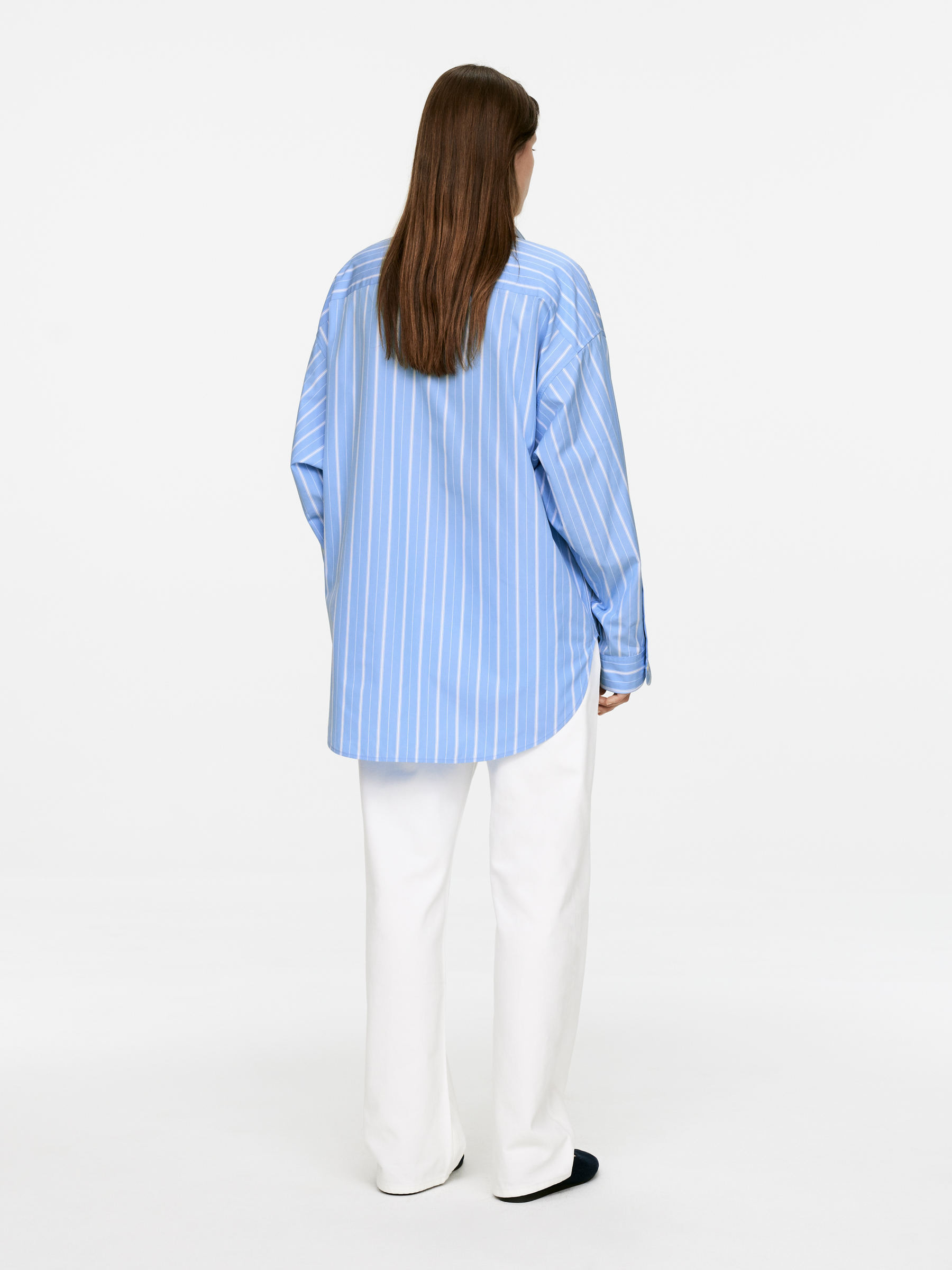 Chemise oversize en coton – Bleu/Blanc – Femme – ARKET FR | Arket EU