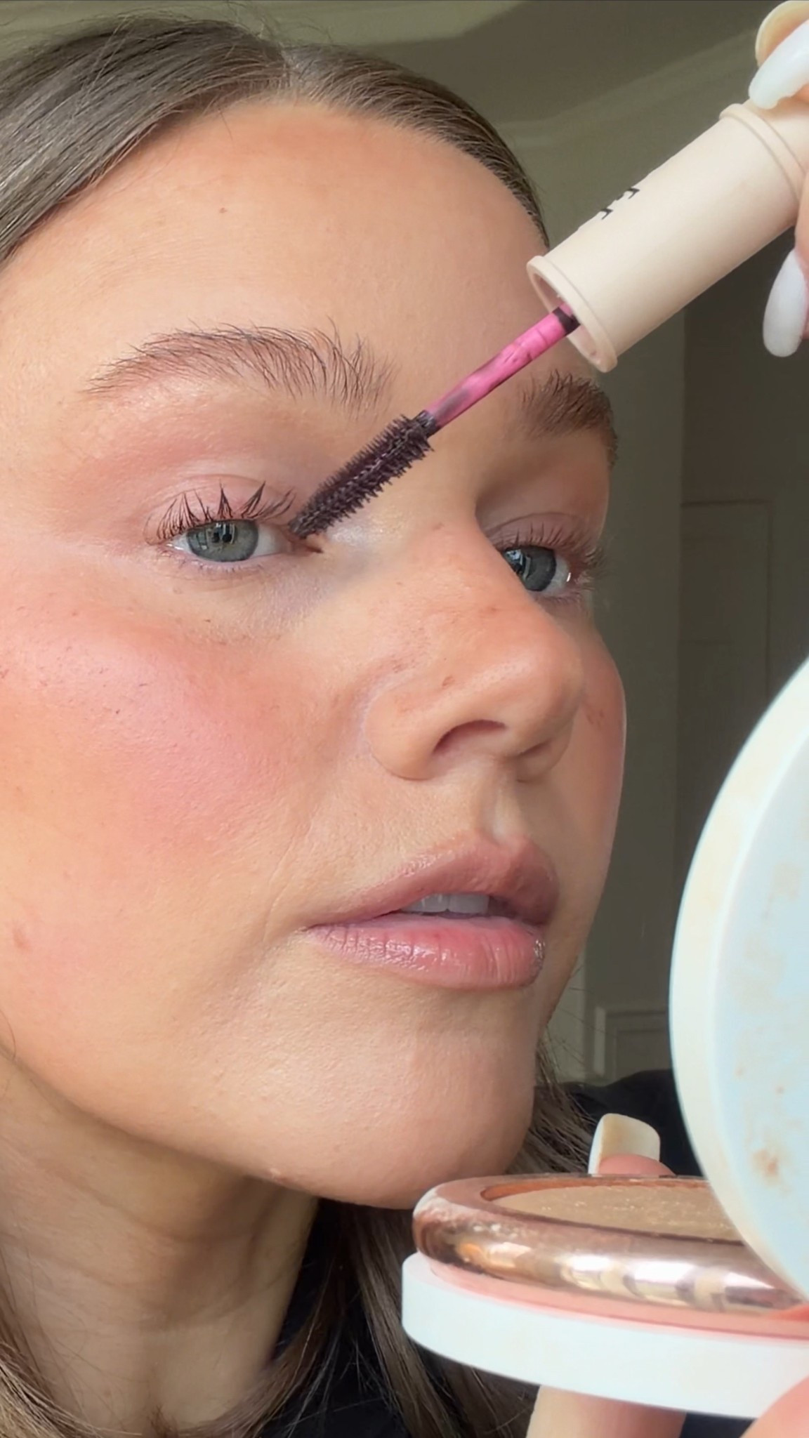 DIBS code BRE im obsessed with this mascara!!! I typically just use the brown primer side it separates and lifts so Well and don’t flake it’s so amazing!! 