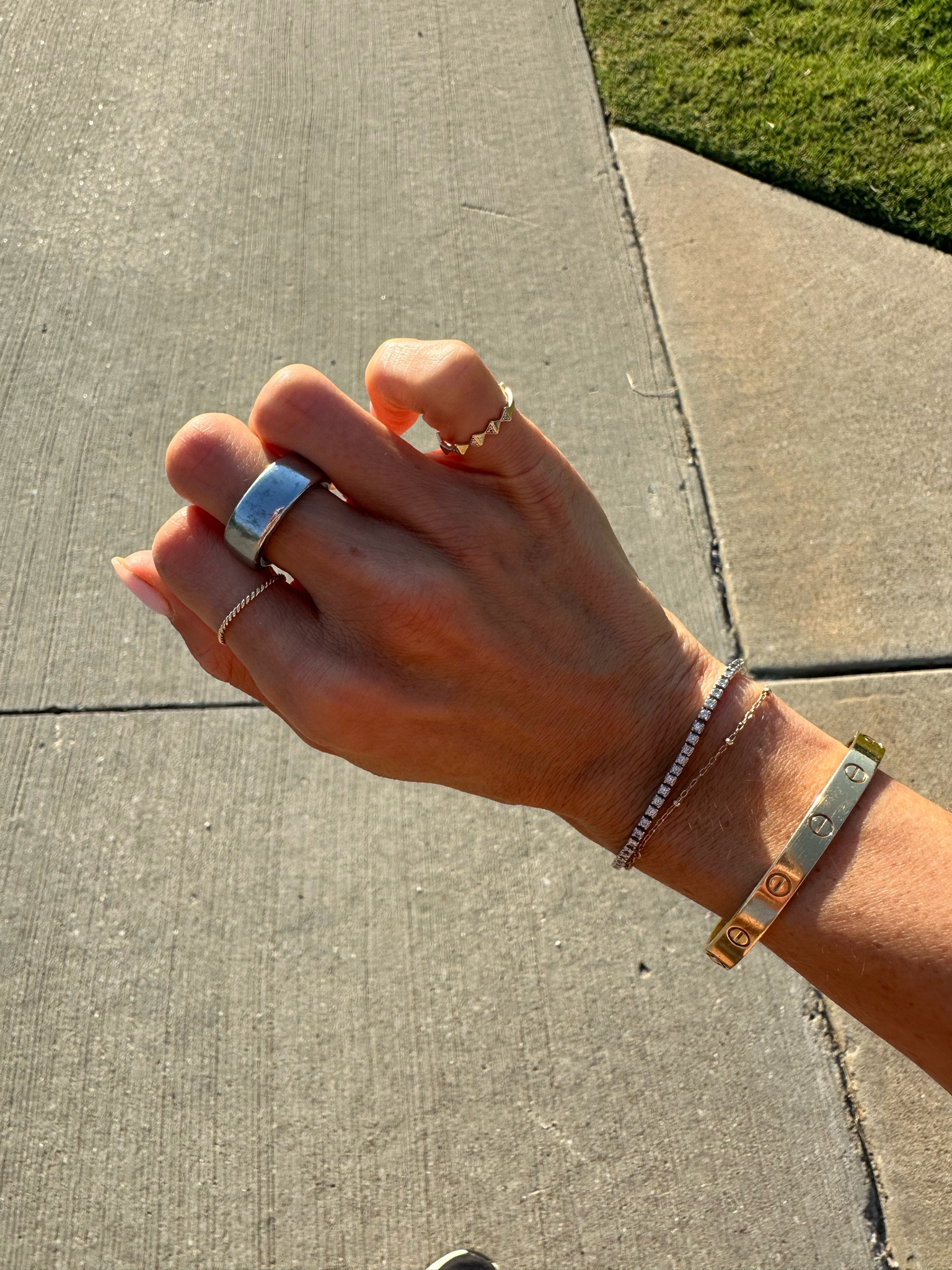 Silver Oura ring on sale I have size 6 Amazon prime day 

#LTKxPrimeDay #LTKFindsUnder50 #LTKFindsUnder100