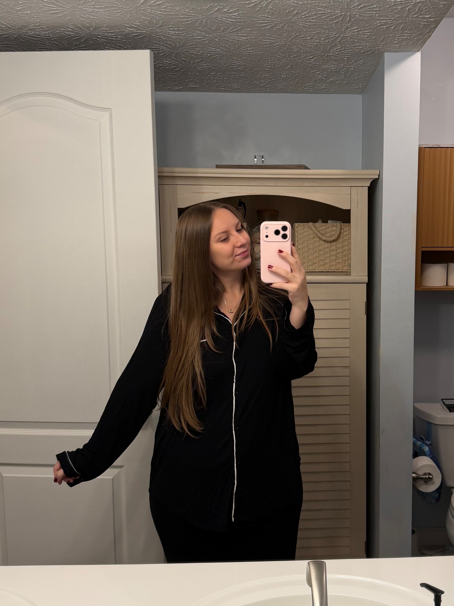 NYE outfit ✨ Super soft maternity pajamas are 40% off!