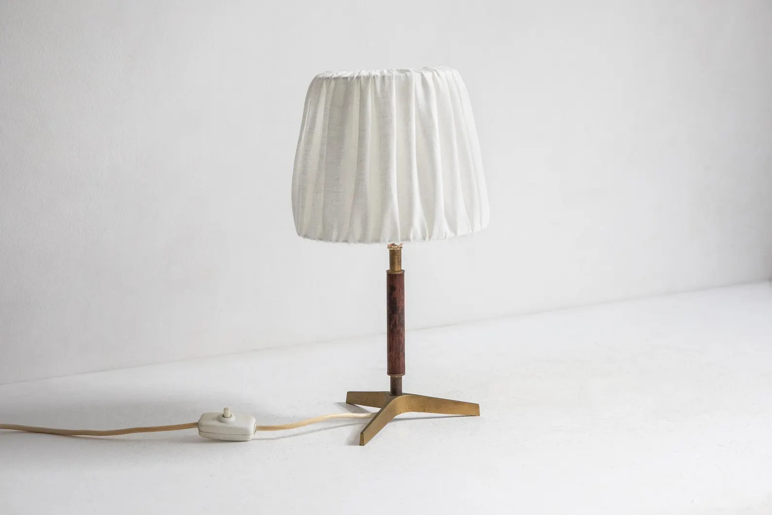 Vereinigte Werkstätten München Tripod Table Lamp Made of Brass, Teak and Linen, Germany 1950s -... | Etsy (US)