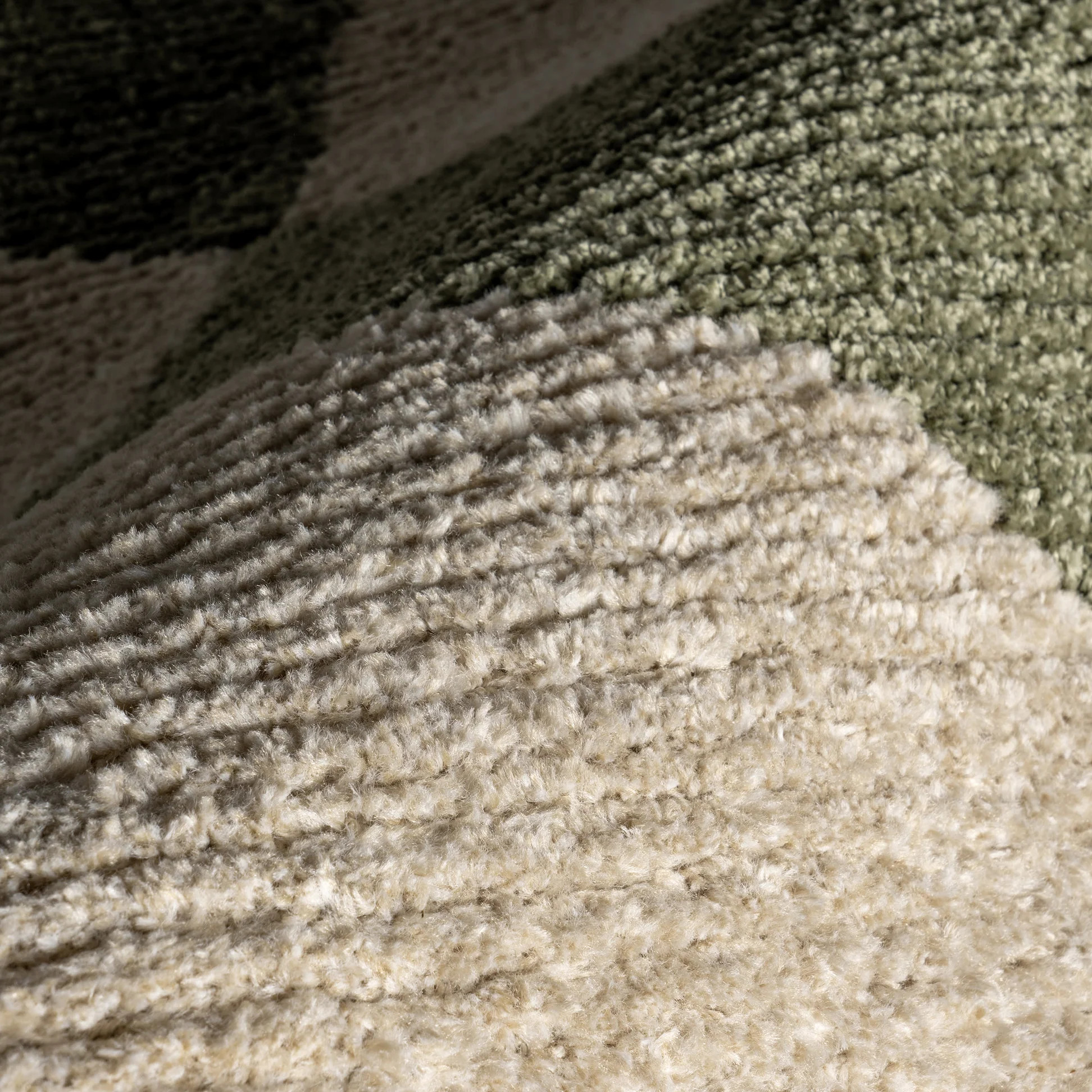 Aylin Diamond Tasseled Rug | Rugs USA
