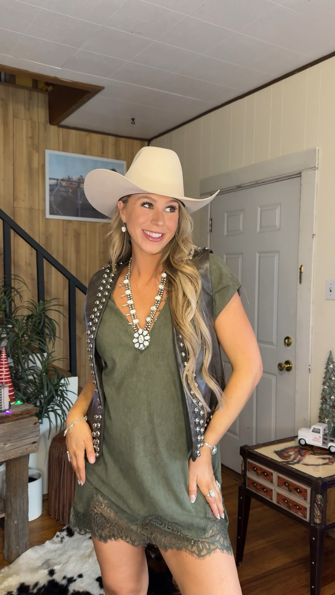 Late fall dressing. Vest from Boot Barn. Hat from WESTDESPERADO.com 

#LTKgrwm #LTKHoliday #LTKFindsUnder100