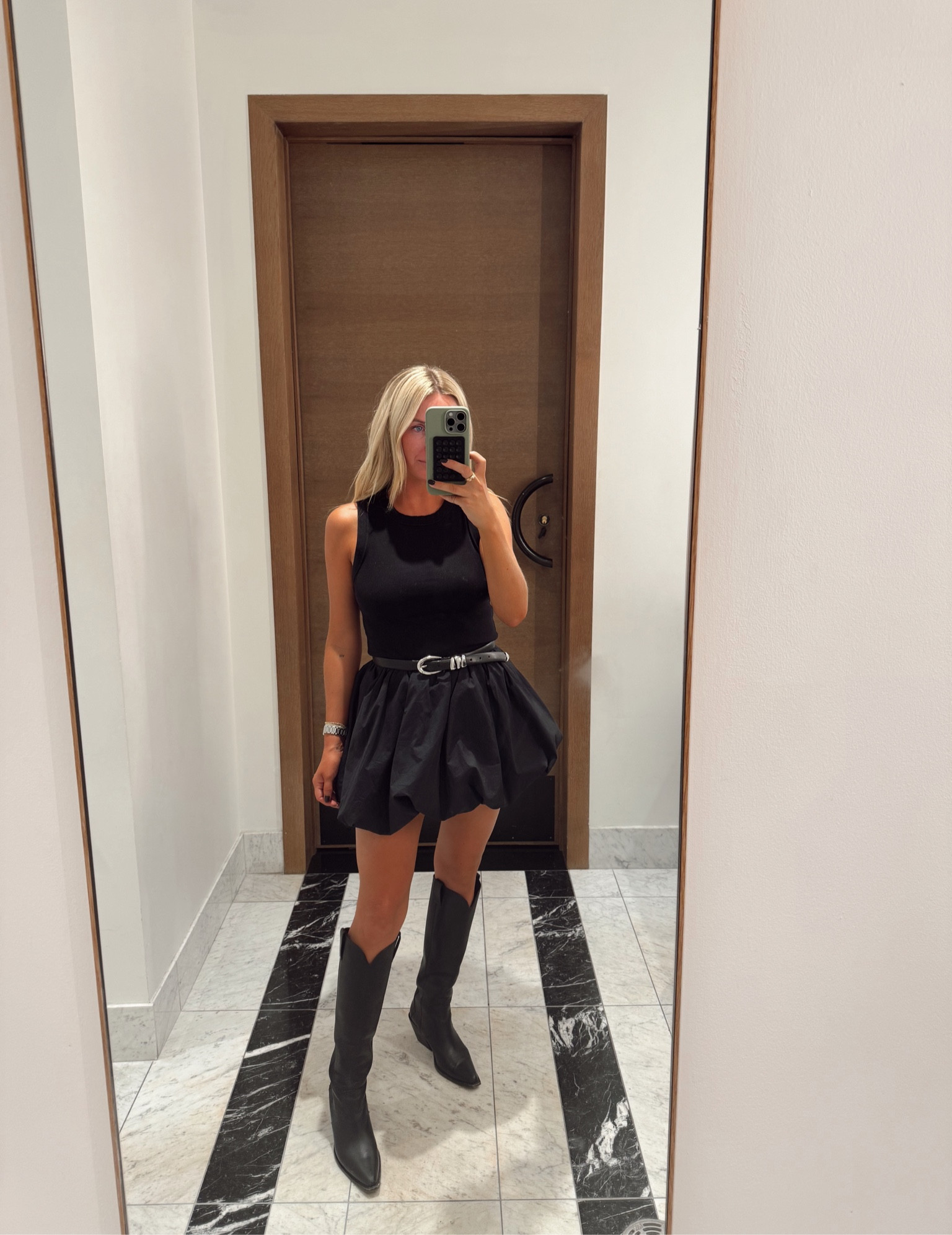 Can’t stop wearing this outfit!

#LTKFindsUnder100 #LTKShoeCrush